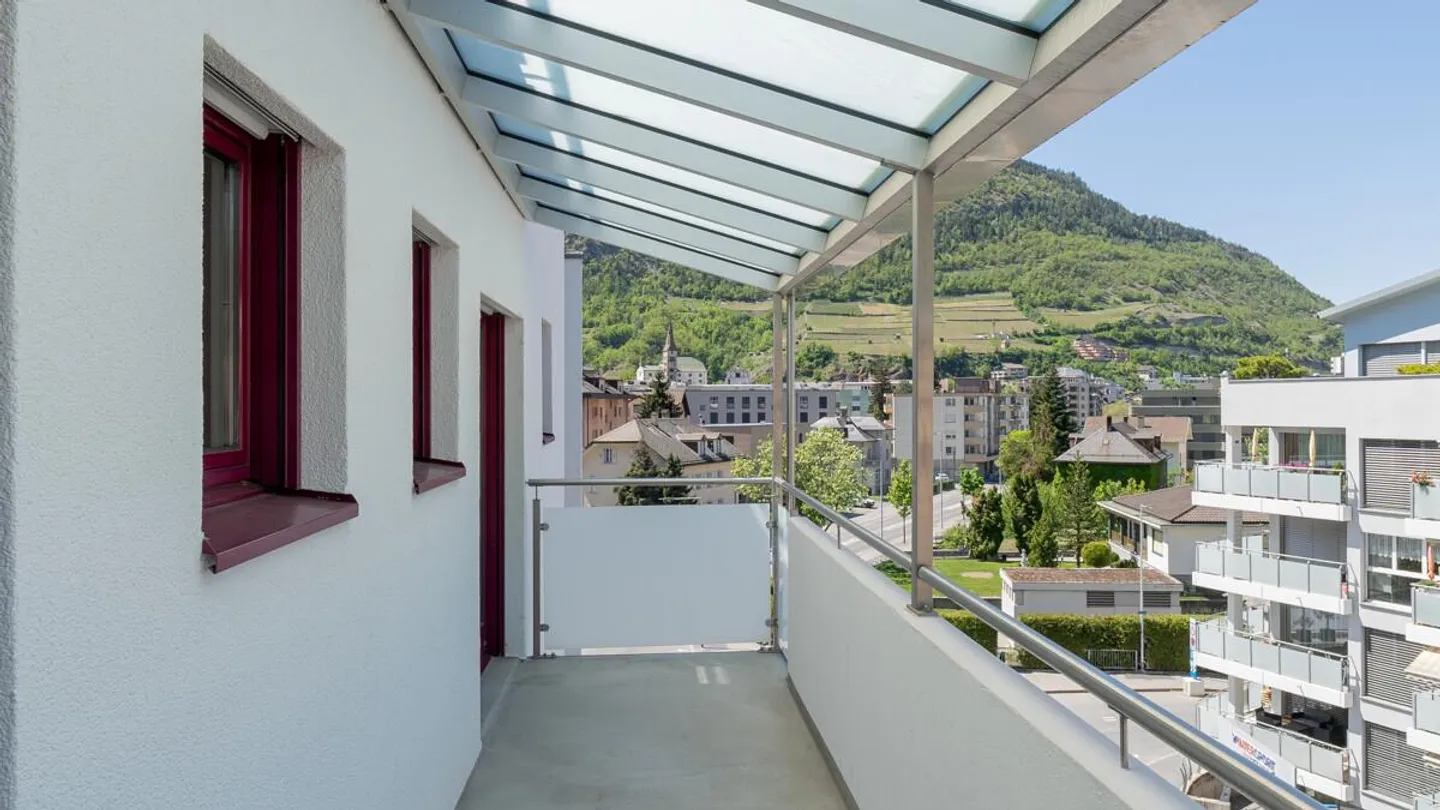 Spacious 4.5-room apartment for families in a central location in Visp - Photo 18 of 28