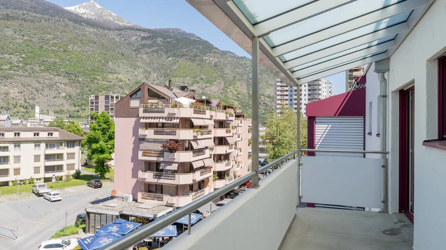 Spacious 4.5-room apartment for families in a central location in Visp - Photo 19 of 28
