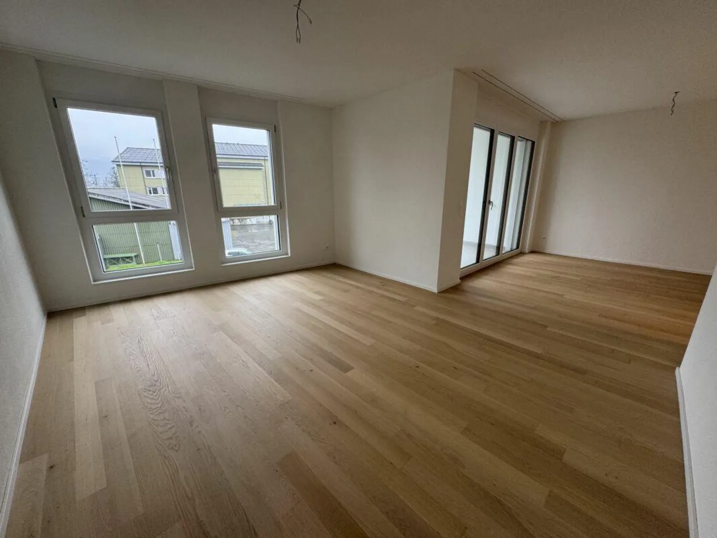 Attractive 2.5-room apartment on the 3rd floor - Photo 6 of 13