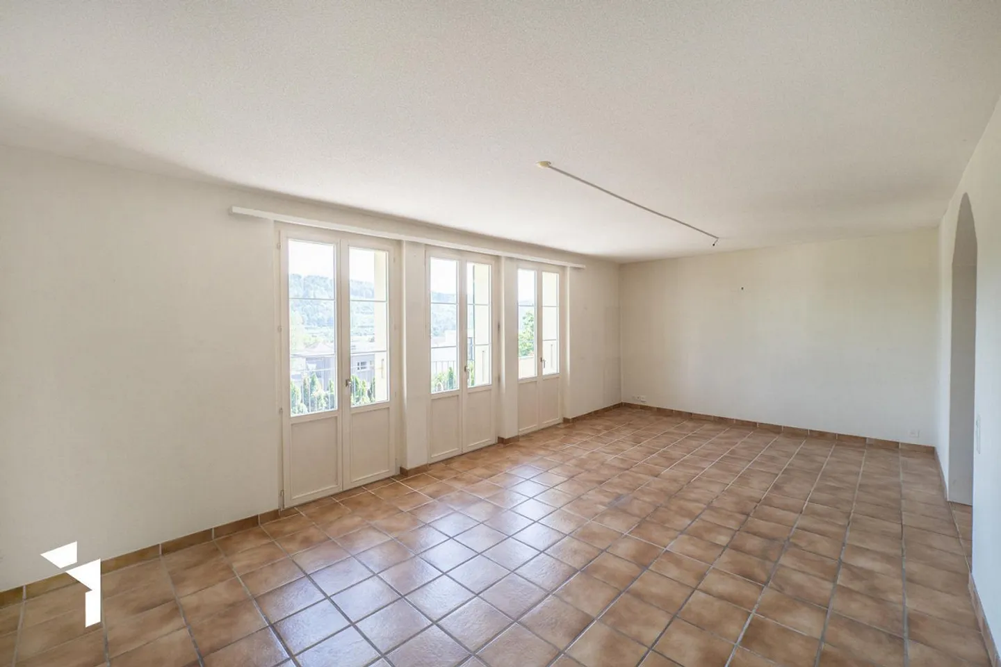 Fehr Real Estate - Sunny 5.5-Room Single-Family House - Photo 5 of 18