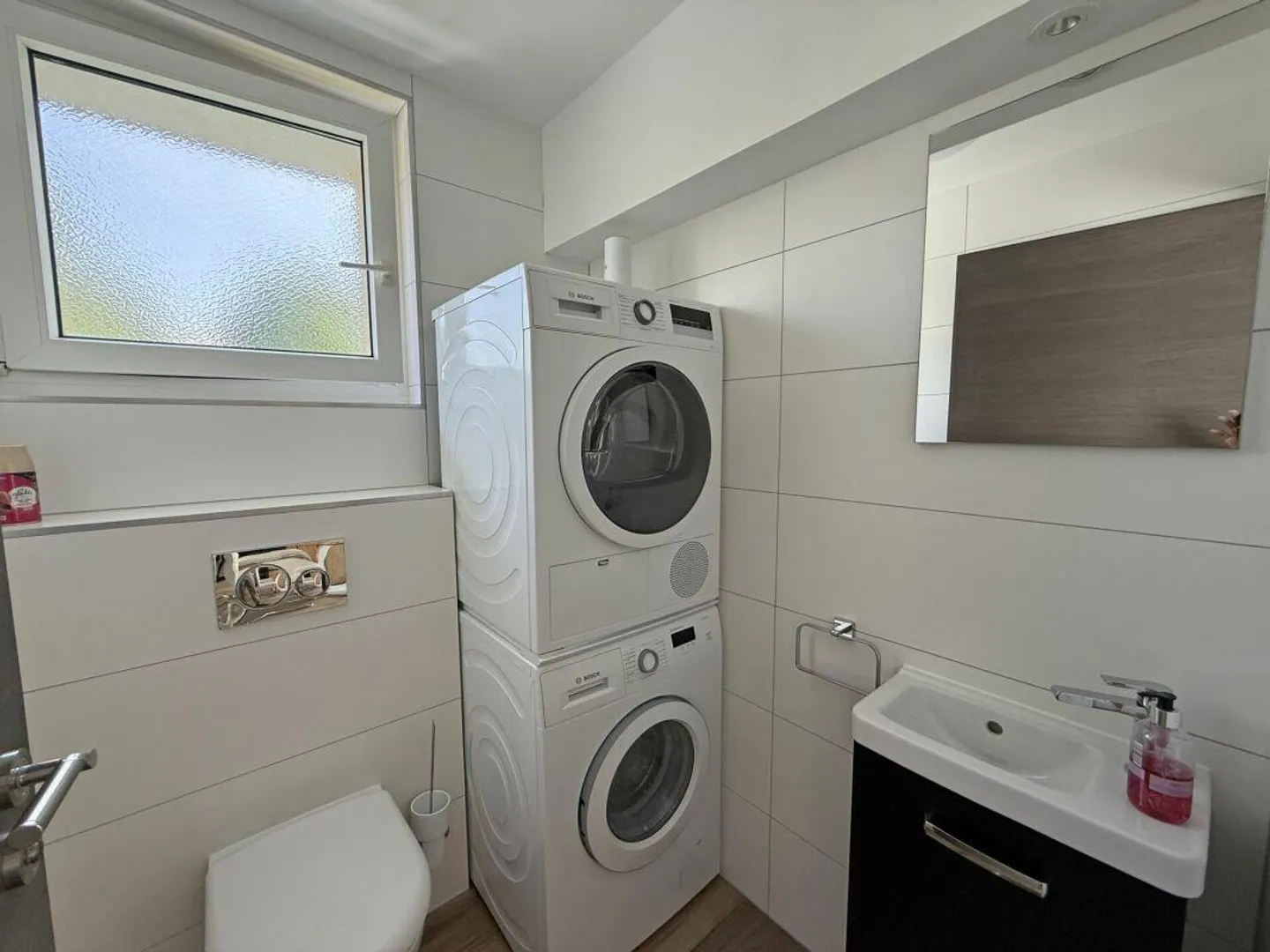 Moderno appartamento attico di 2,5 stanze - Foto 4 di 10