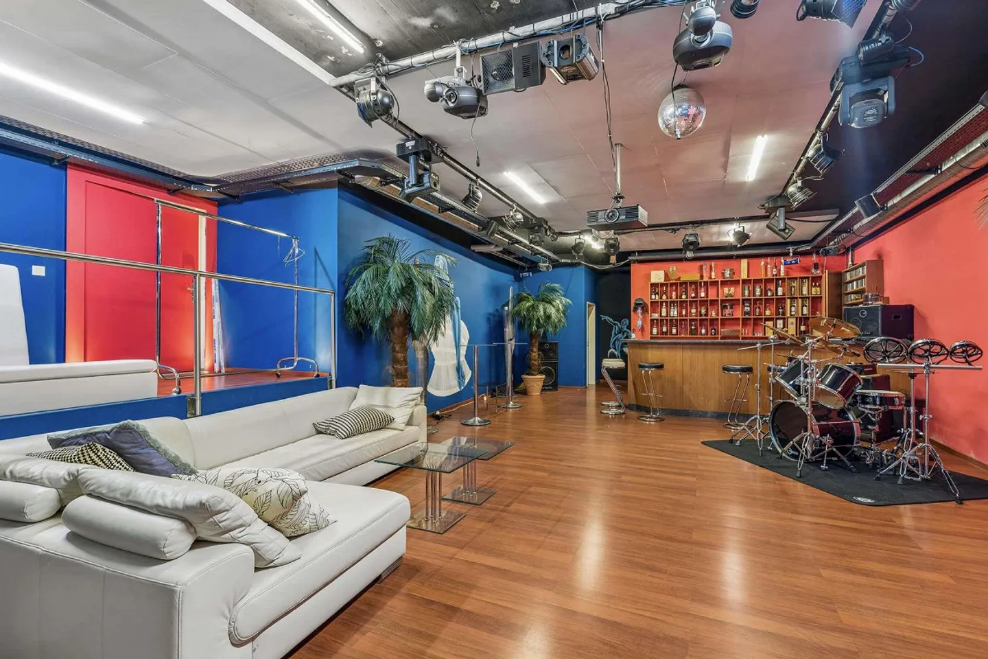 Appartement en attique de superlatifs : Exclusivité, générosité et intimité au plus haut niveau - Photo 13 sur 14