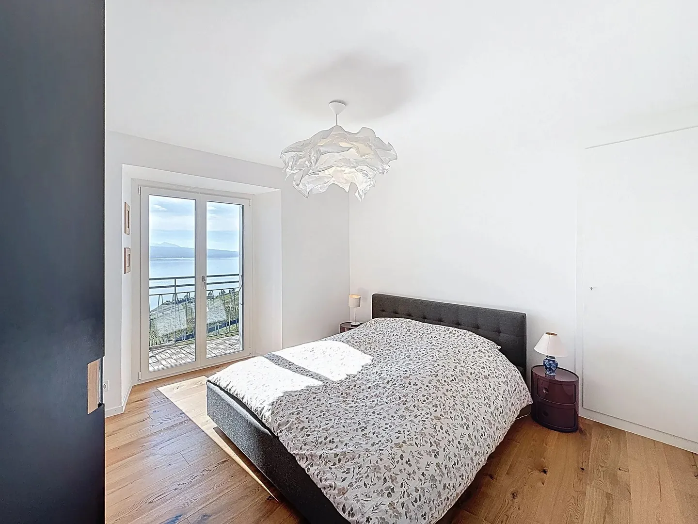 Maison dans le village avec une vue incomparable sur le Lavaux et le lac Léman ! - Photo 6 sur 7