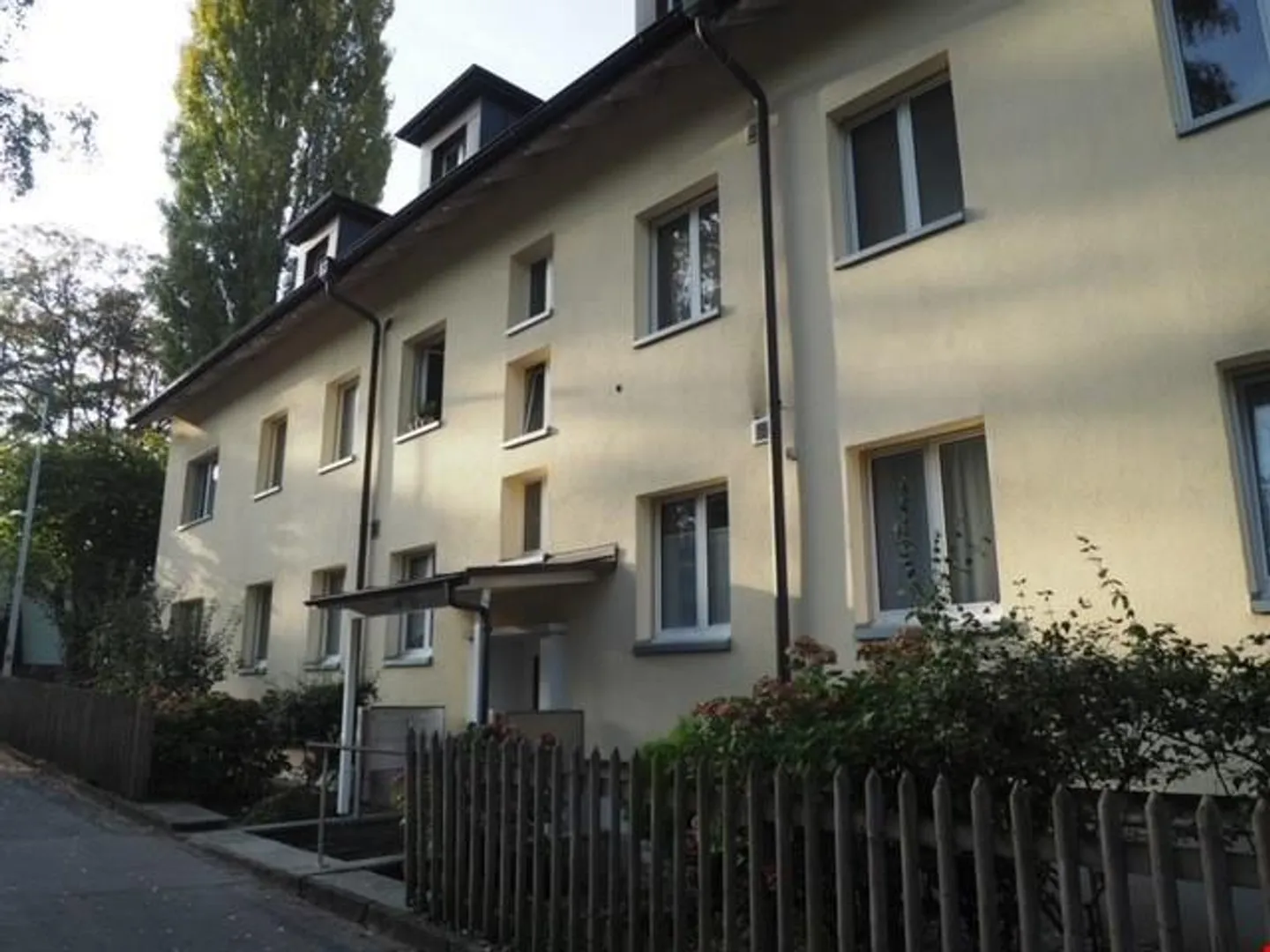 Appartamento affascinante di 4.5 stanze con balcone a Elfenau - Foto 1 di 12