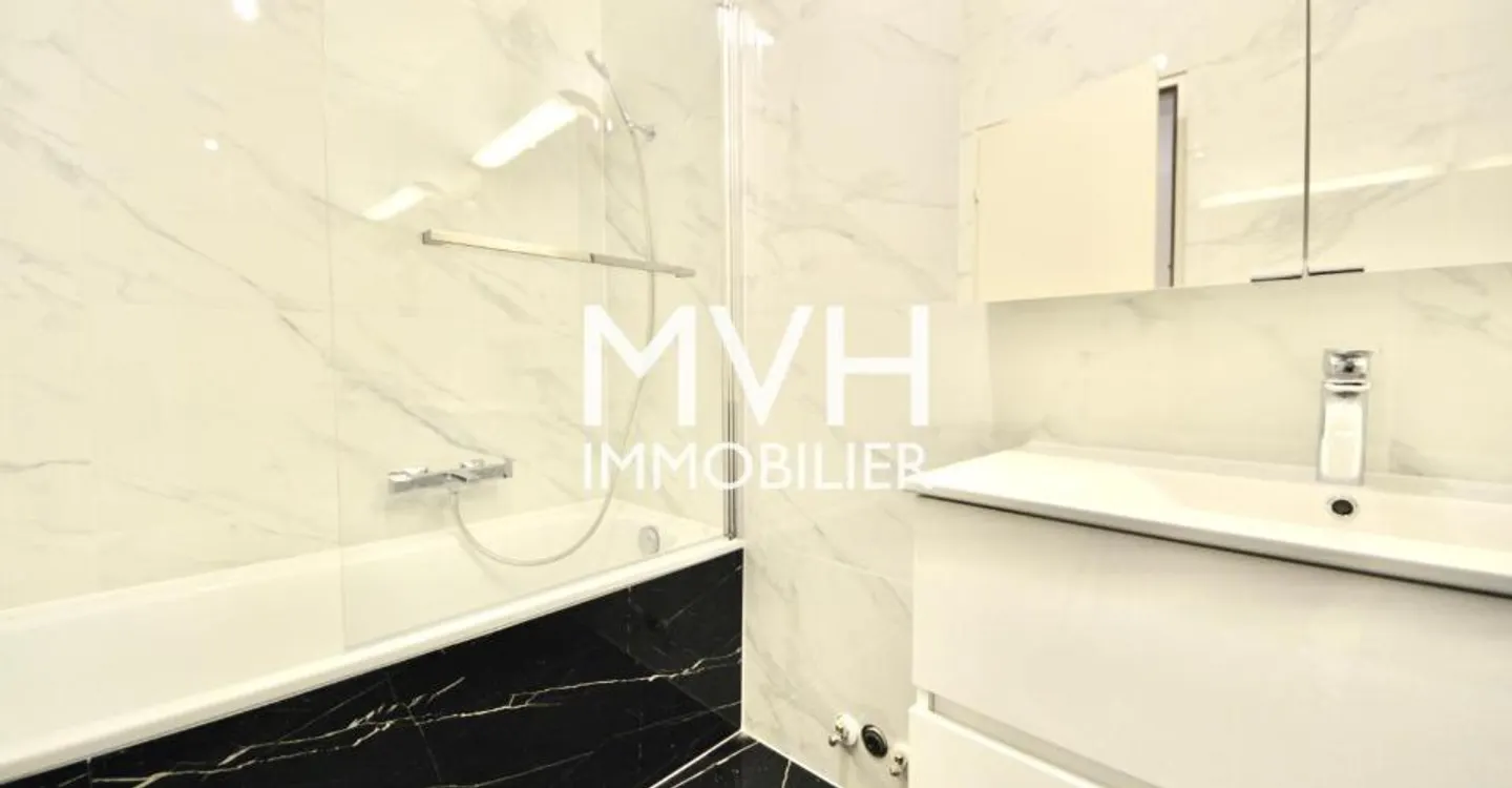 Appartement rénové avec vue Mont-Blanc - Photo 5 sur 7