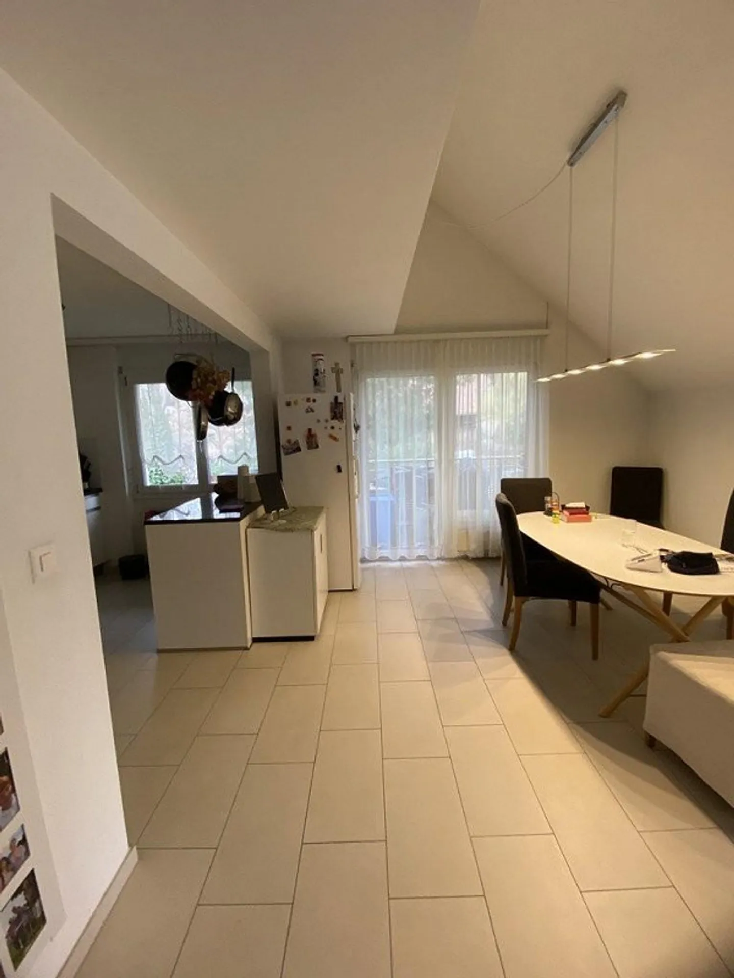 Appartement en duplex moderne de 6,5 pièces à Schliern - Photo 2 sur 12