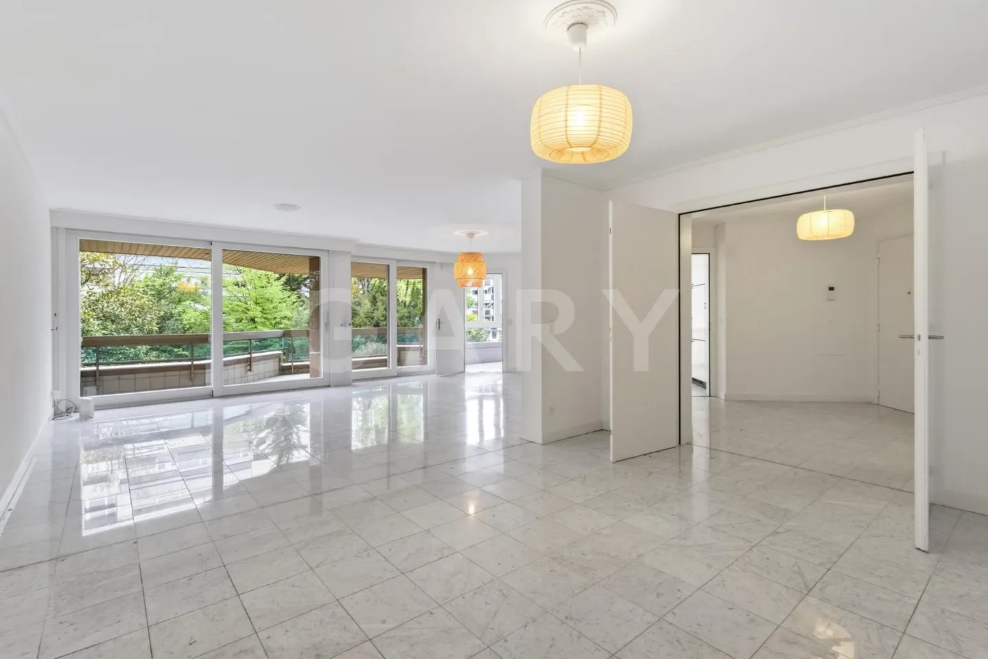Appartement avec 7 pièces au cœur de Genève - Photo 4 sur 11