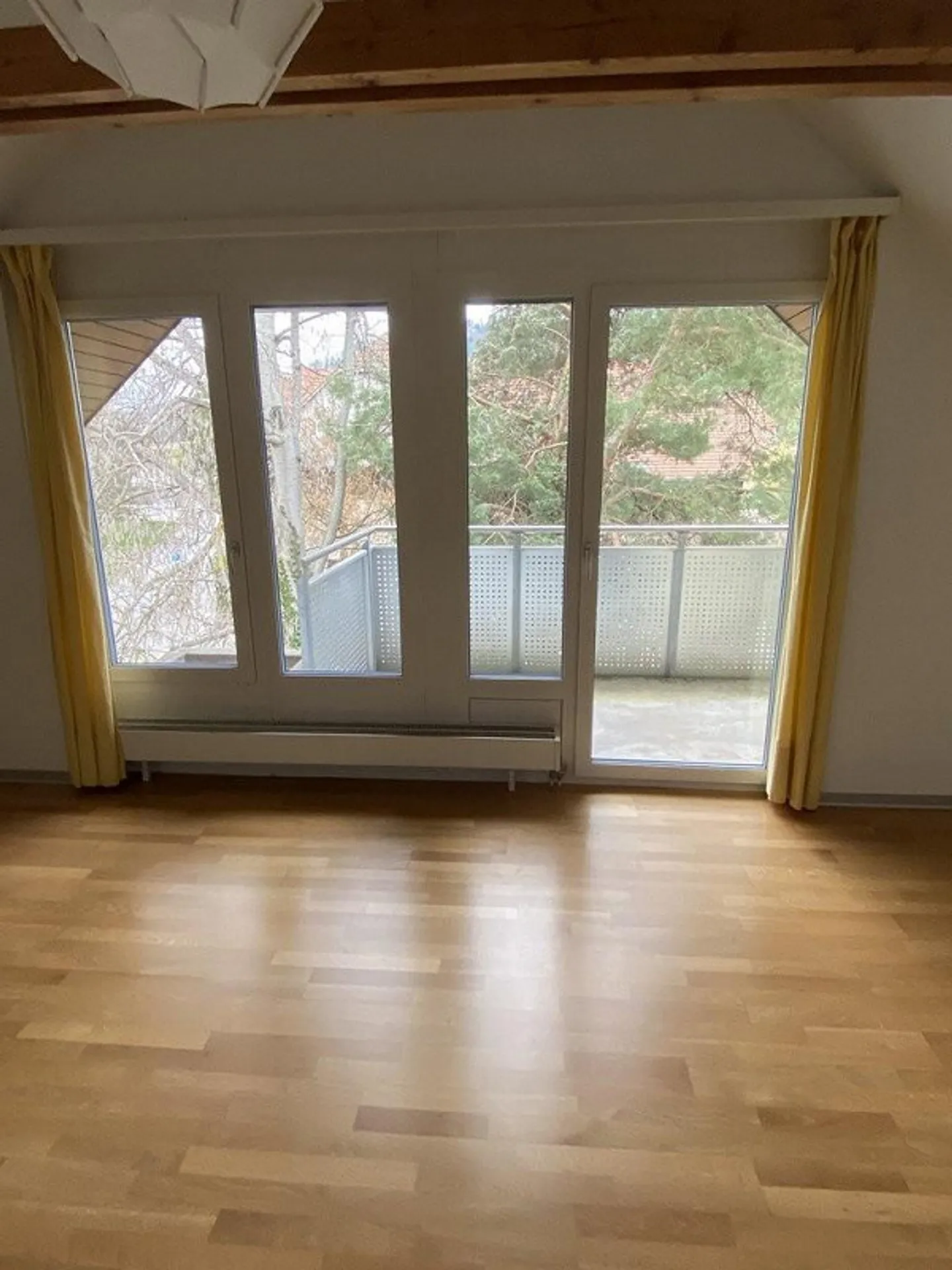 Appartement en duplex moderne de 6,5 pièces à Schliern - Photo 11 sur 12