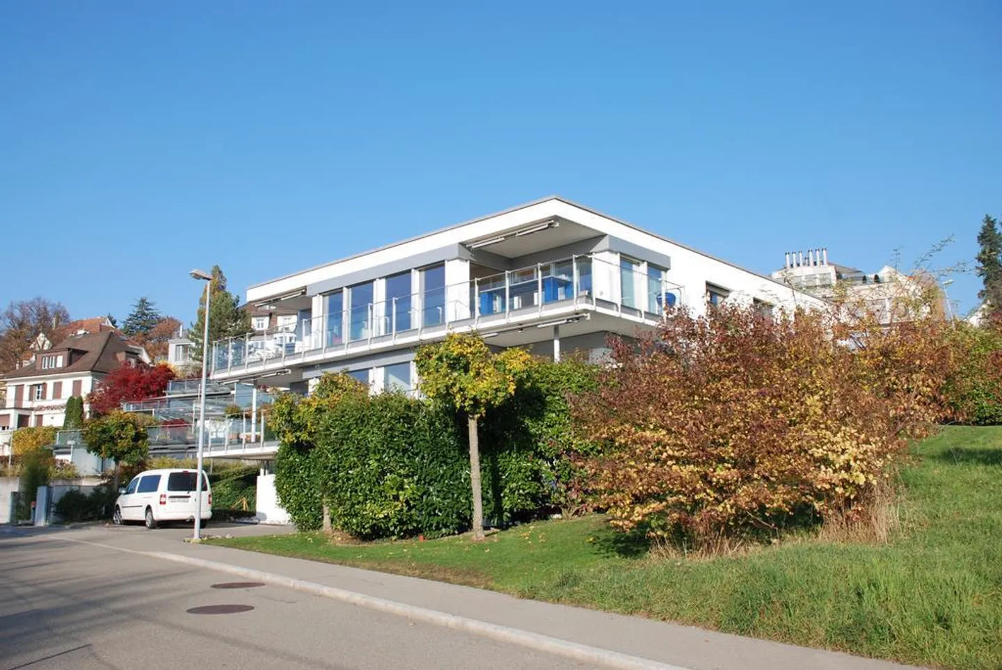 Appartamento 3.5 stanze ottimamente collegato con area esterna privata - Foto 1 di 6