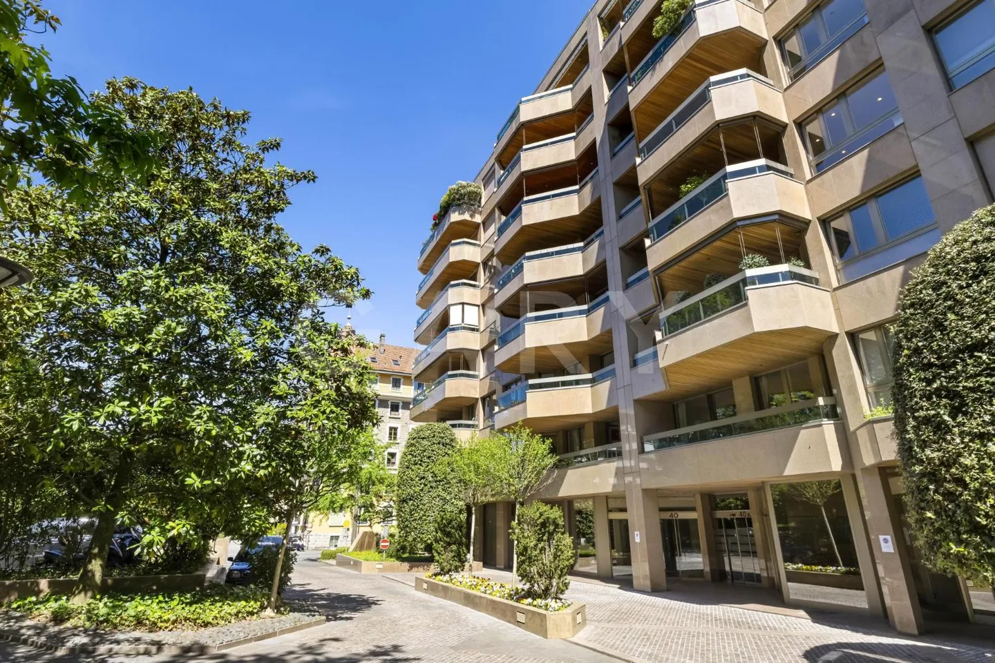 Appartement avec 7 pièces au cœur de Genève - Photo 1 sur 11