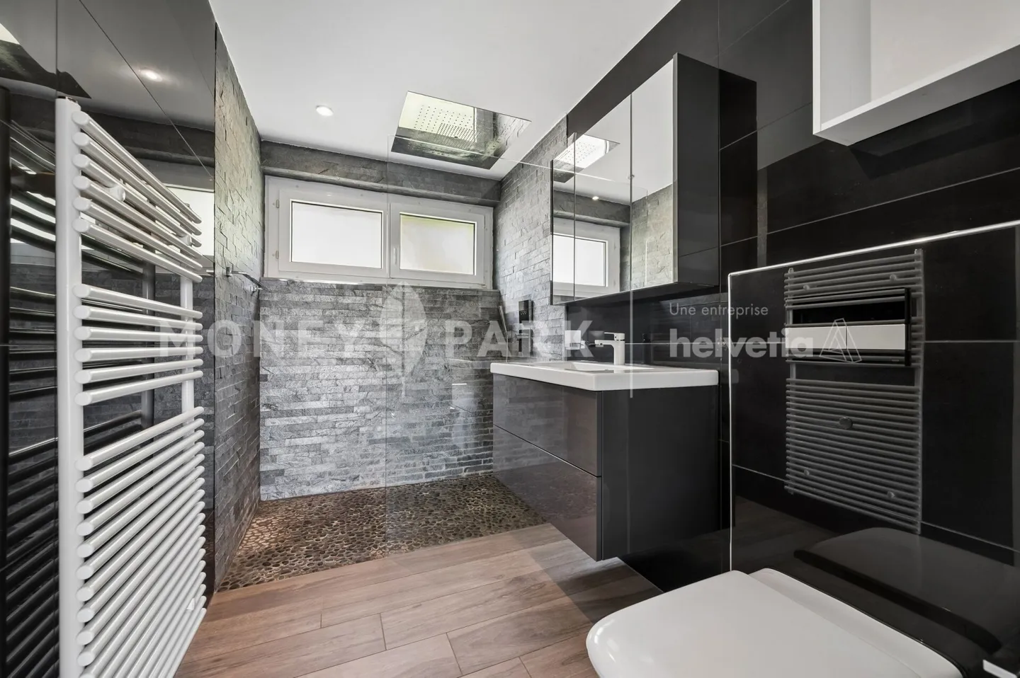 Appartamento di 4,5 locali con balcone e vista lago - Foto 9 di 11