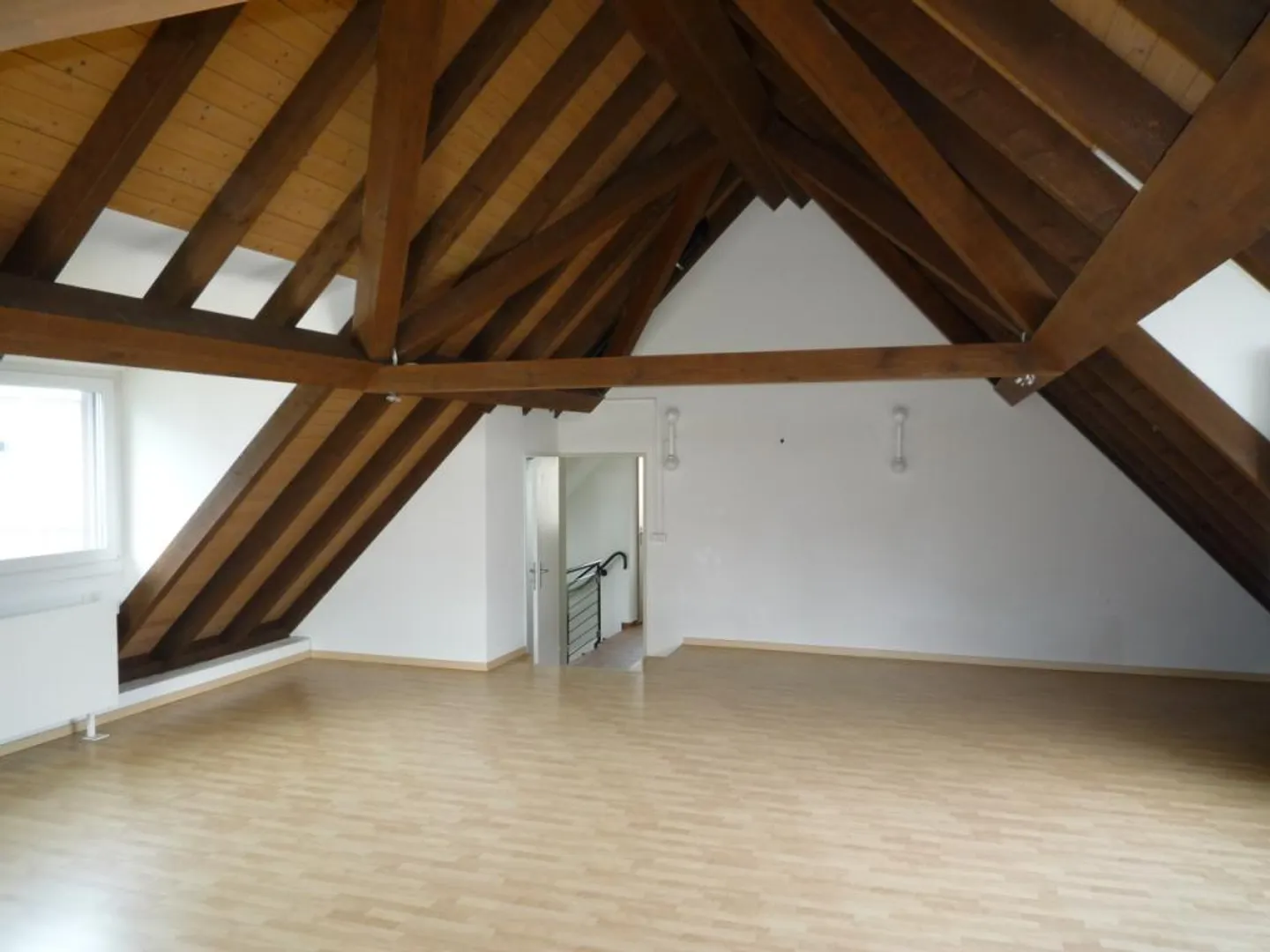 Vielseitige Gewerbefläche in Küsnacht - Foto 5 von 13