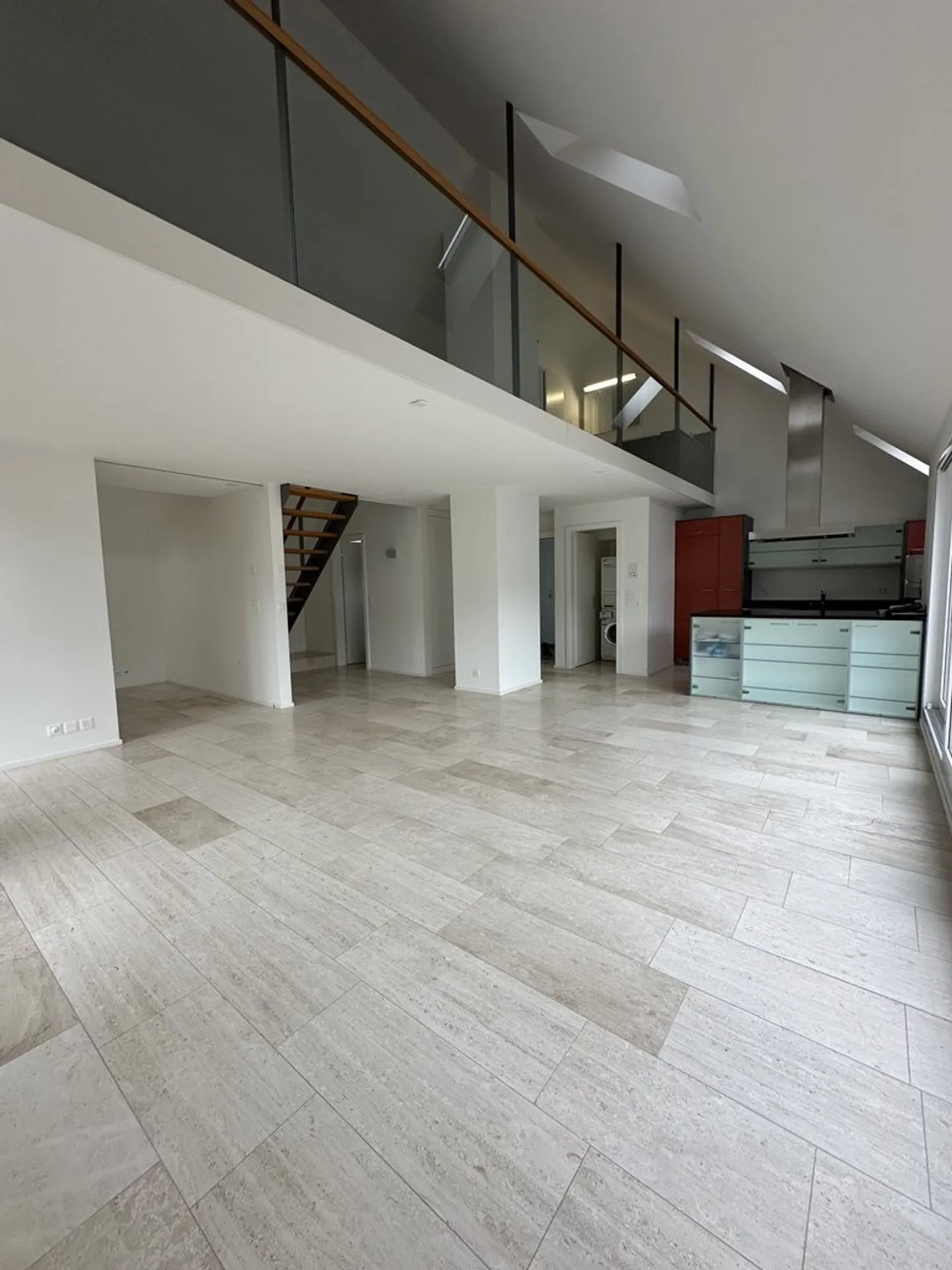 Heller Duplex mit Seesicht - Foto 3 von 9