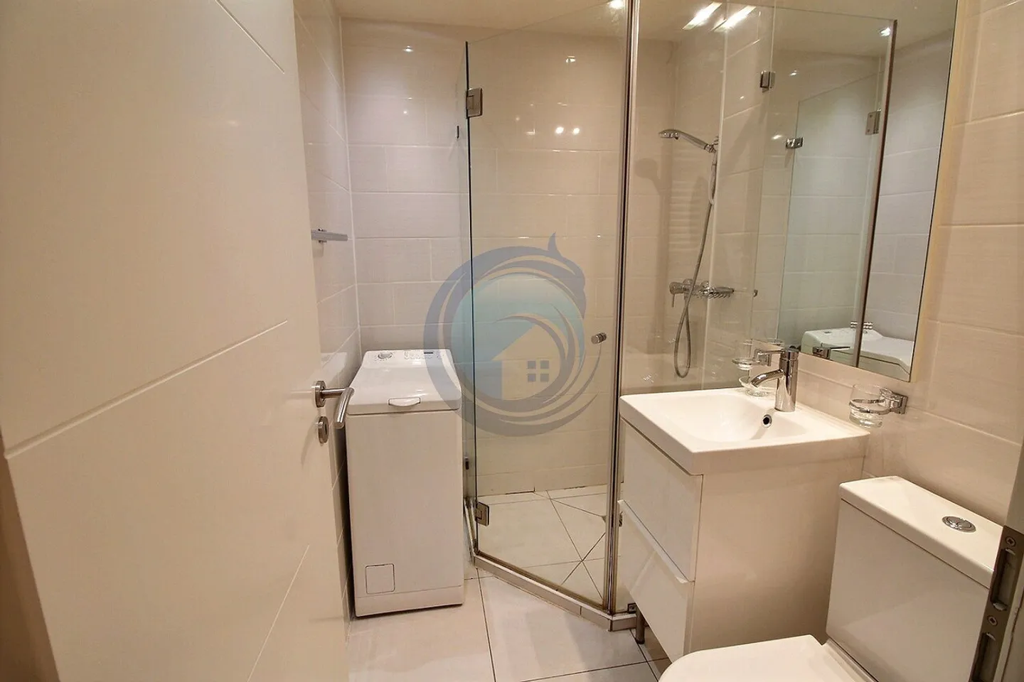 Charmantes Studio mit Seeblick - Foto 5 von 9