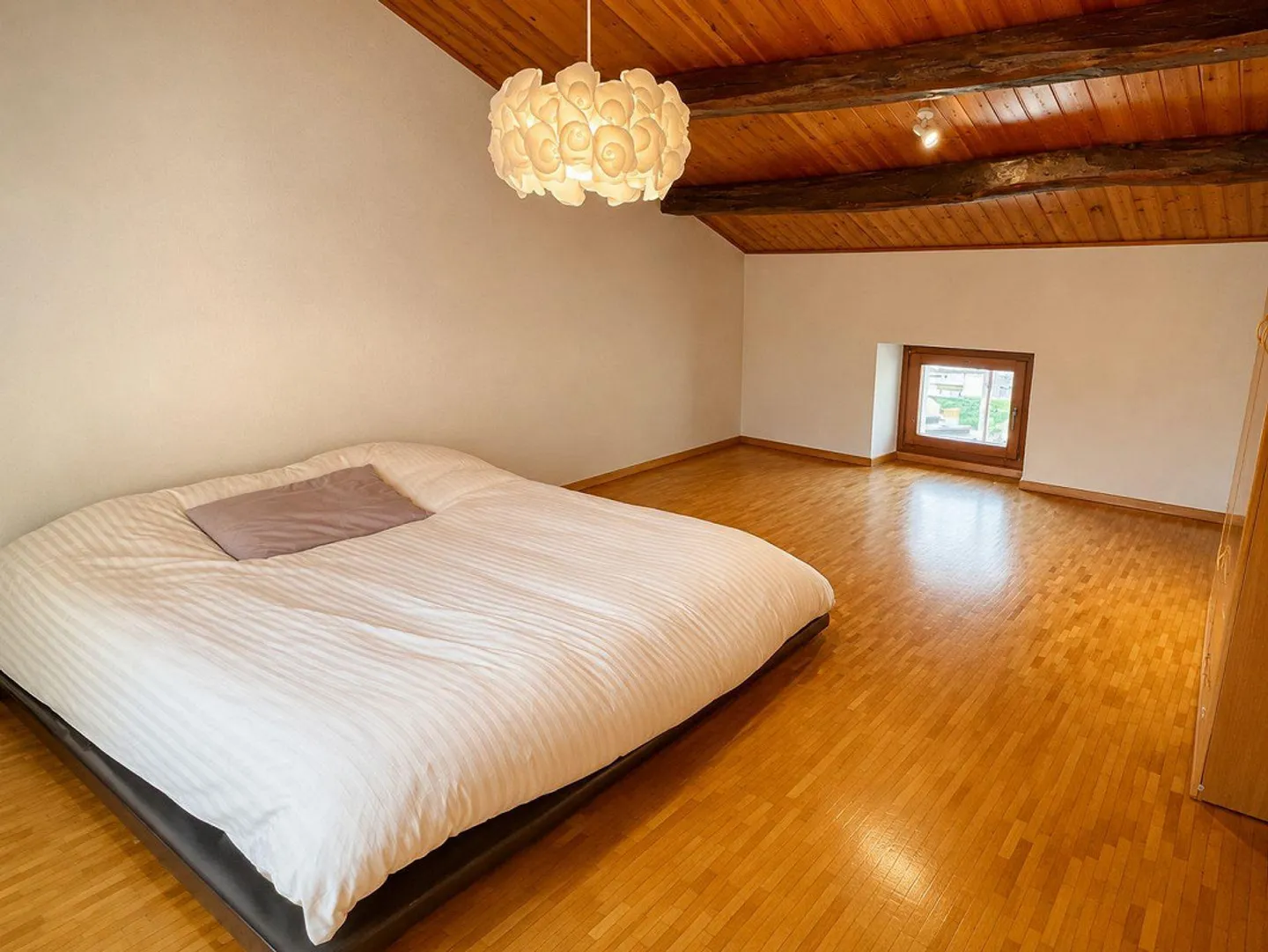Comfortable two-family house, two 4.5-room apartments - Photo 6 of 15
