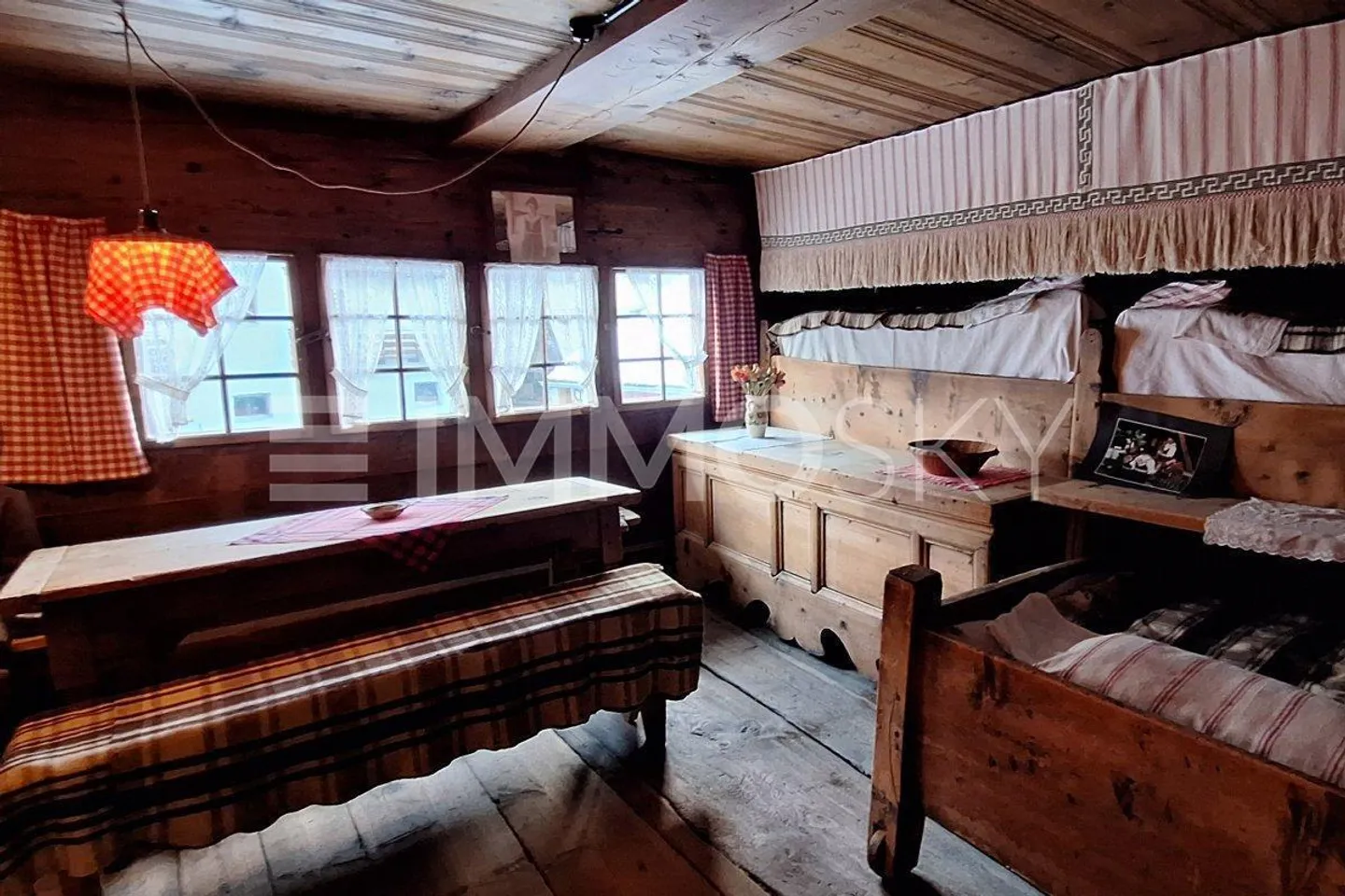 House in the Heart of Haudères for Renovation - Photo 4 of 5