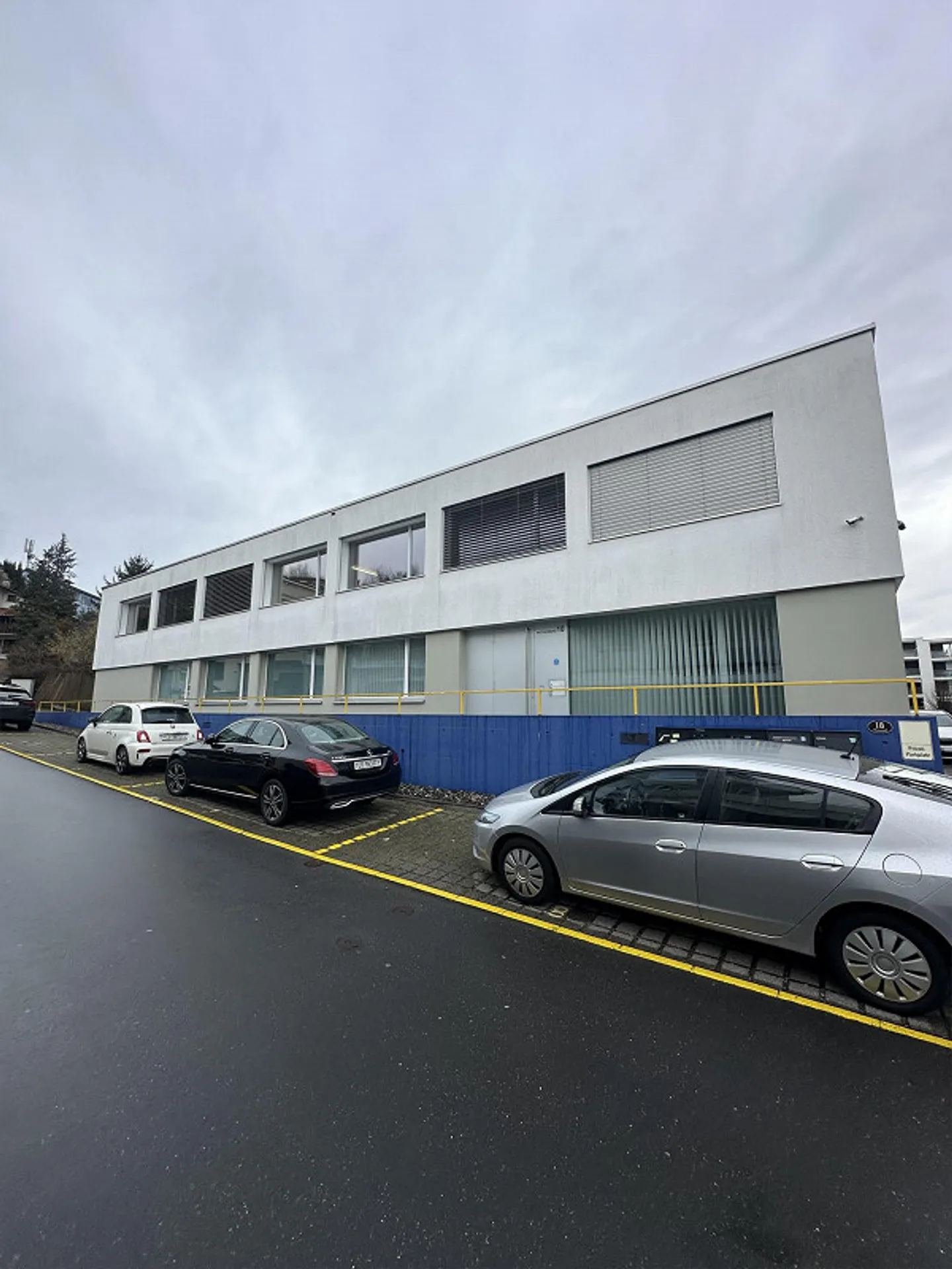 Ampie aree ufficio in una posizione centrale - Foto 1 di 19