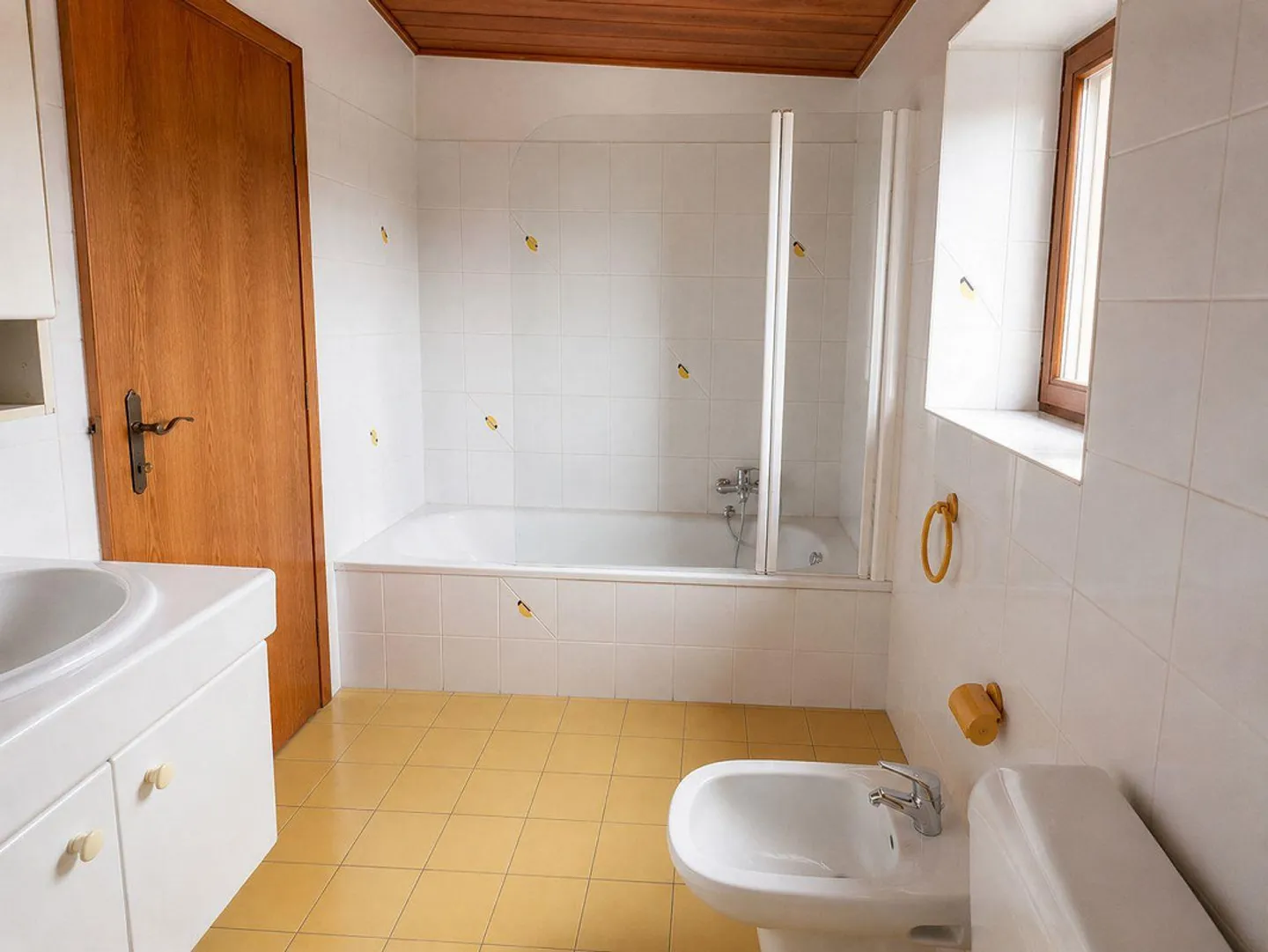 Comfortable two-family house, two 4.5-room apartments - Photo 15 of 15