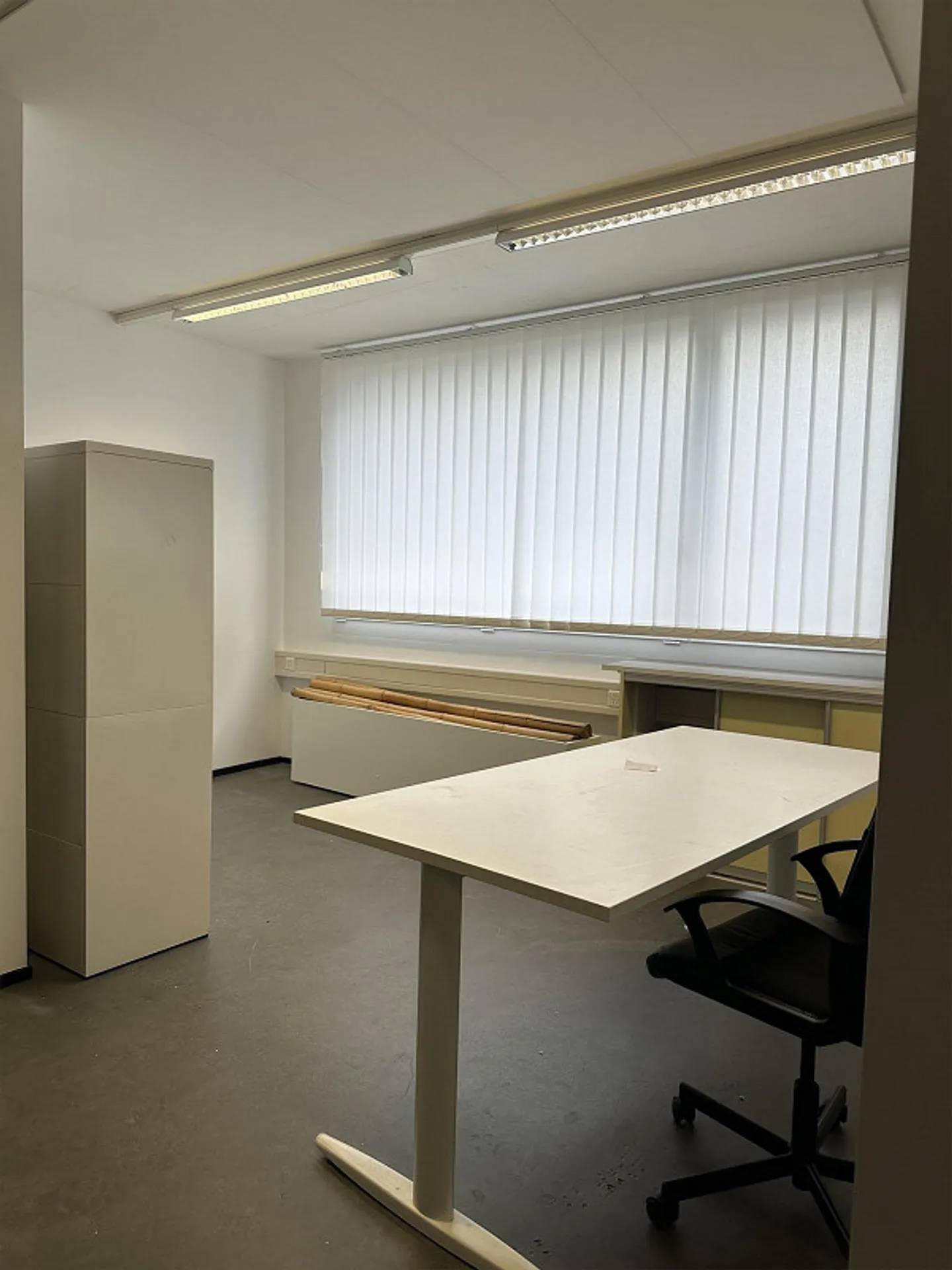 Ampie aree ufficio in una posizione centrale - Foto 7 di 19