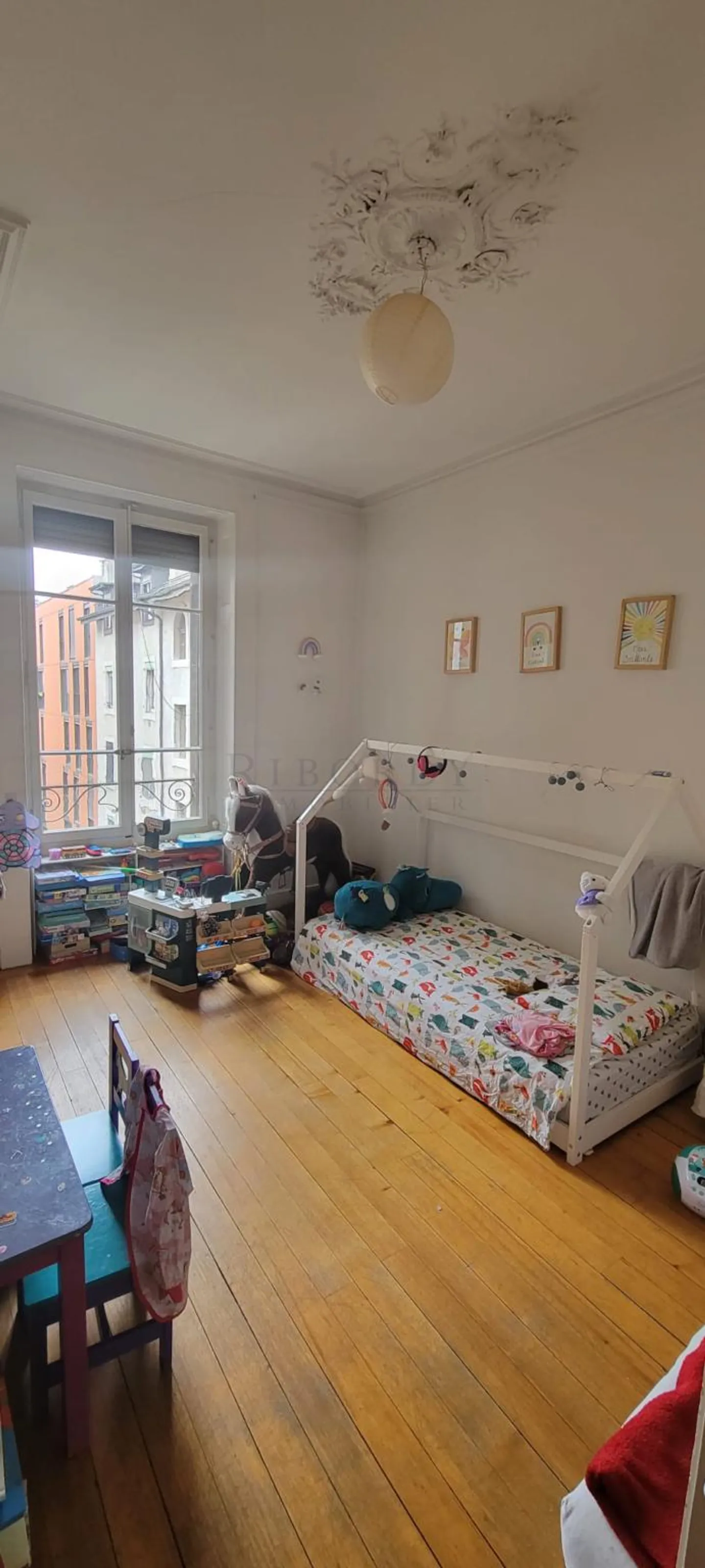 Bell'appartamento di 4 stanze in un edificio storico! - Foto 8 di 9