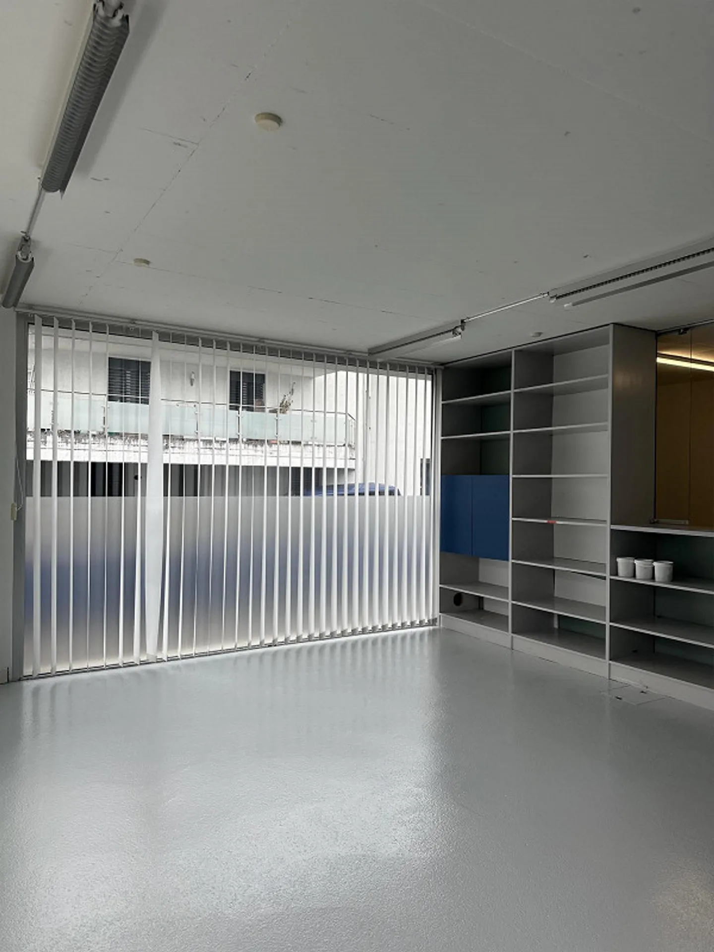 Ampie aree ufficio in una posizione centrale - Foto 5 di 19