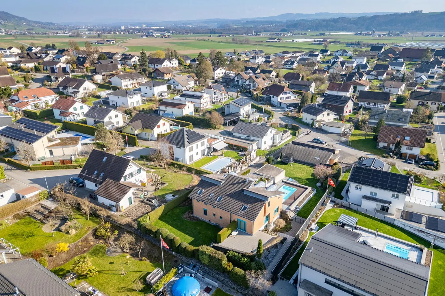 Maison individuelle exclusive avec espace piscine attrayant - Photo 29 sur 31