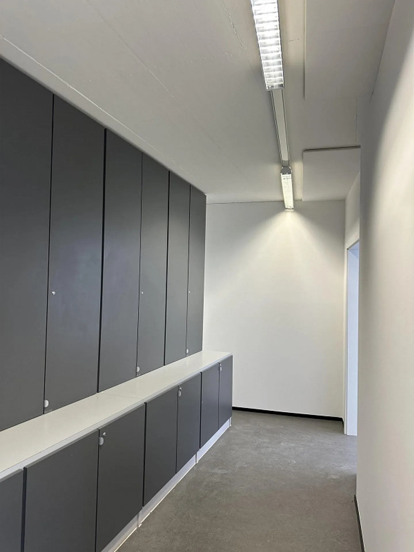 Ampie aree ufficio in una posizione centrale - Foto 14 di 19