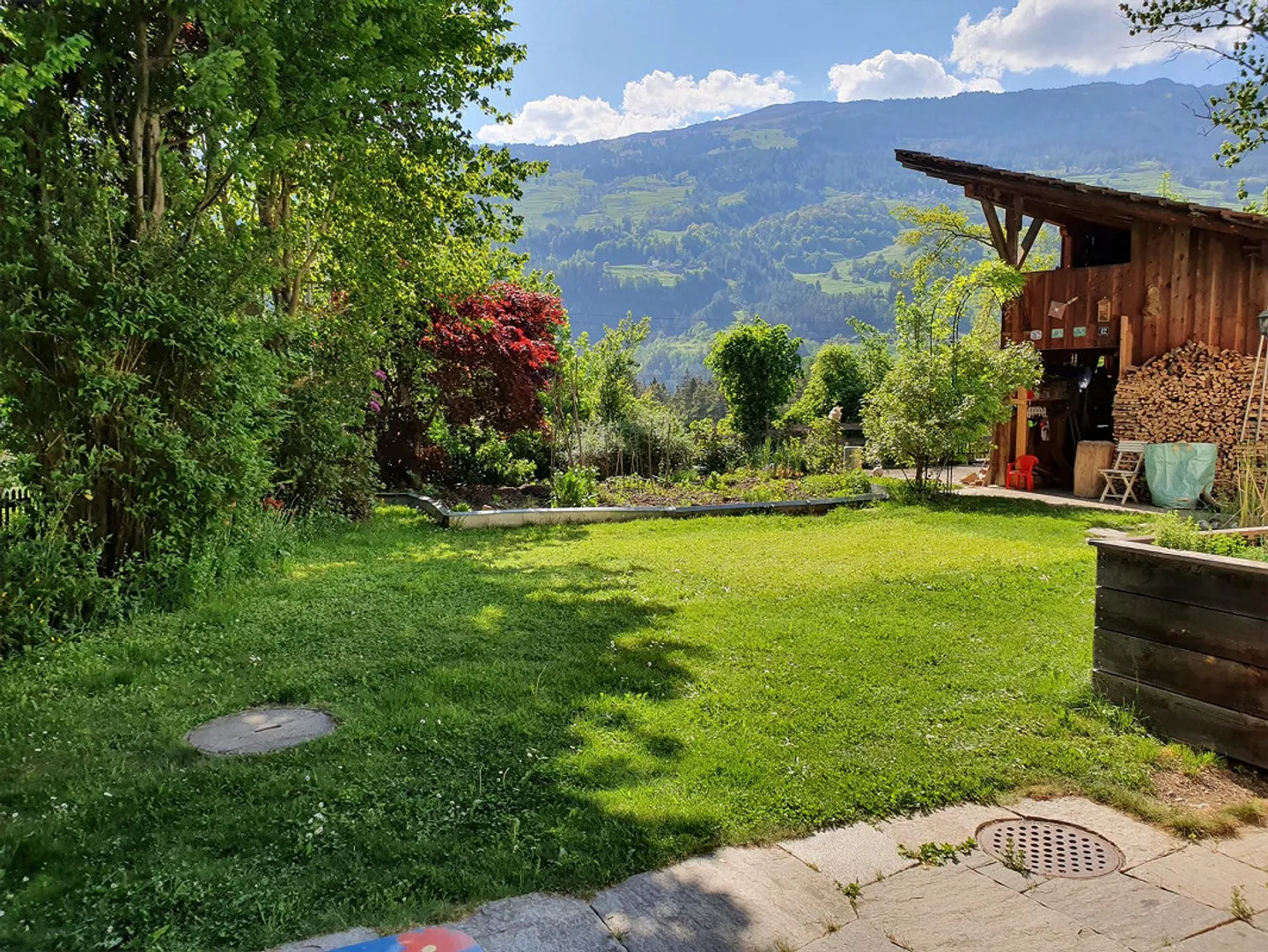 Charming Garden Apartment in Rodels - Photo 2 of 16