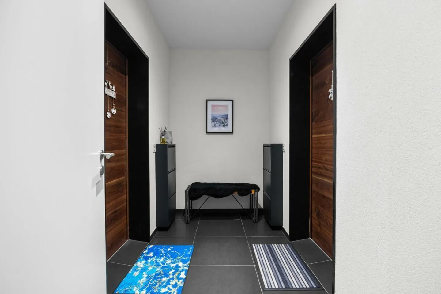 Superb apartment on a single level - Photo 7 of 23