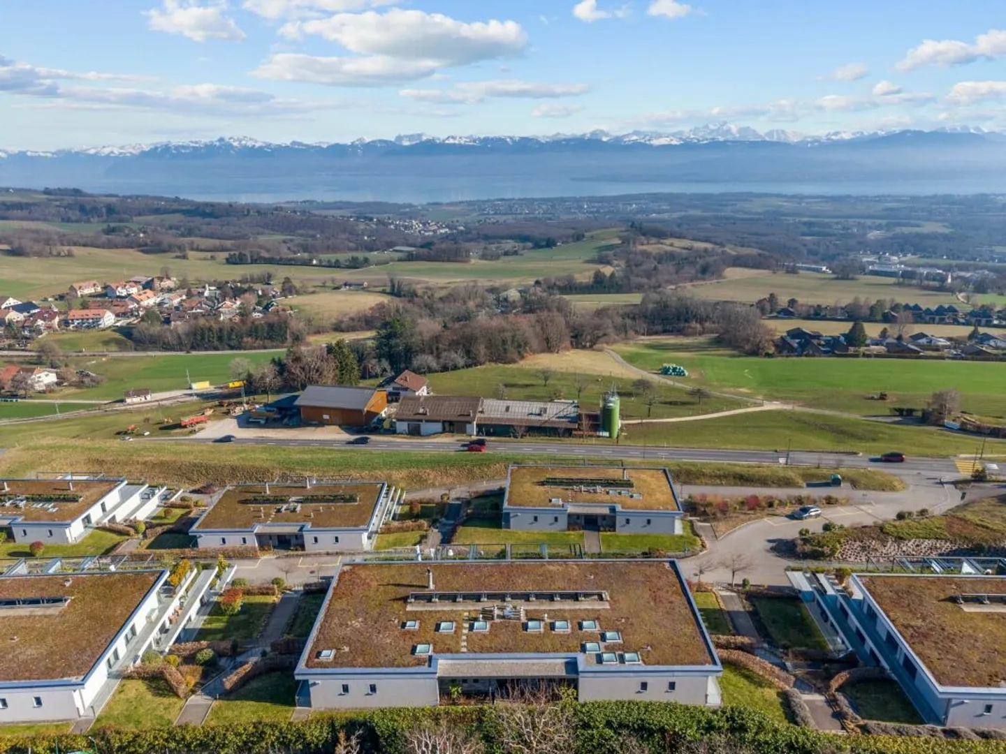 Superb apartment on a single level - Photo 10 of 23