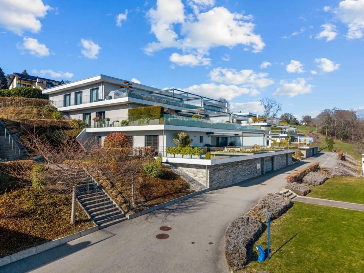 Superb apartment on a single level - Photo 18 of 23