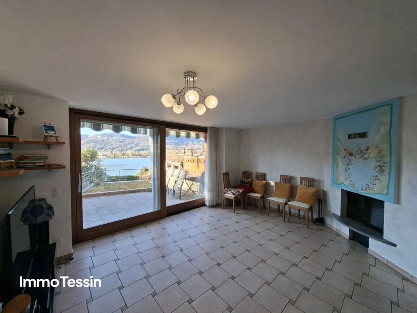 OPPORTUNITY: Oasis of well-being with fantastic lake view on Lake Lugano in a very quiet and sunny location near Lugano - Photo 8 of 13