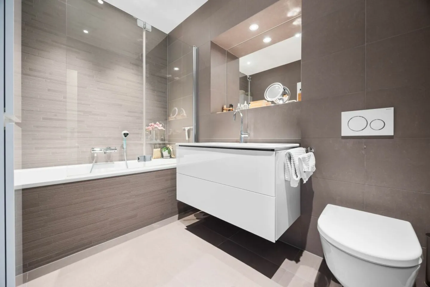 Superb apartment on a single level - Photo 12 of 23