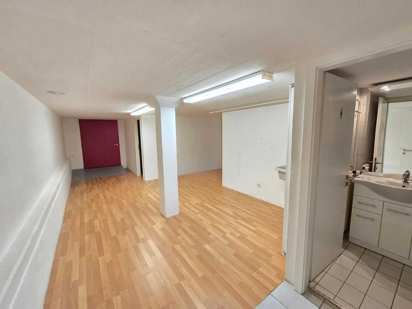 Gewerbefläche - Sion - Mietmöglichkeit - EXKLUSIVITÄT - Foto 11 von 13