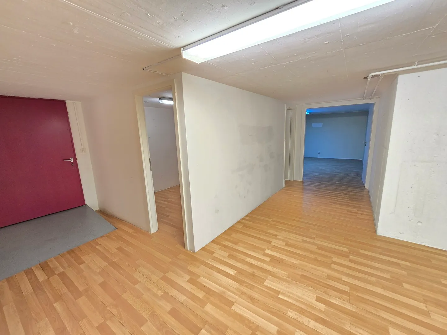 Gewerbefläche - Sion - Mietmöglichkeit - EXKLUSIVITÄT - Foto 12 von 13