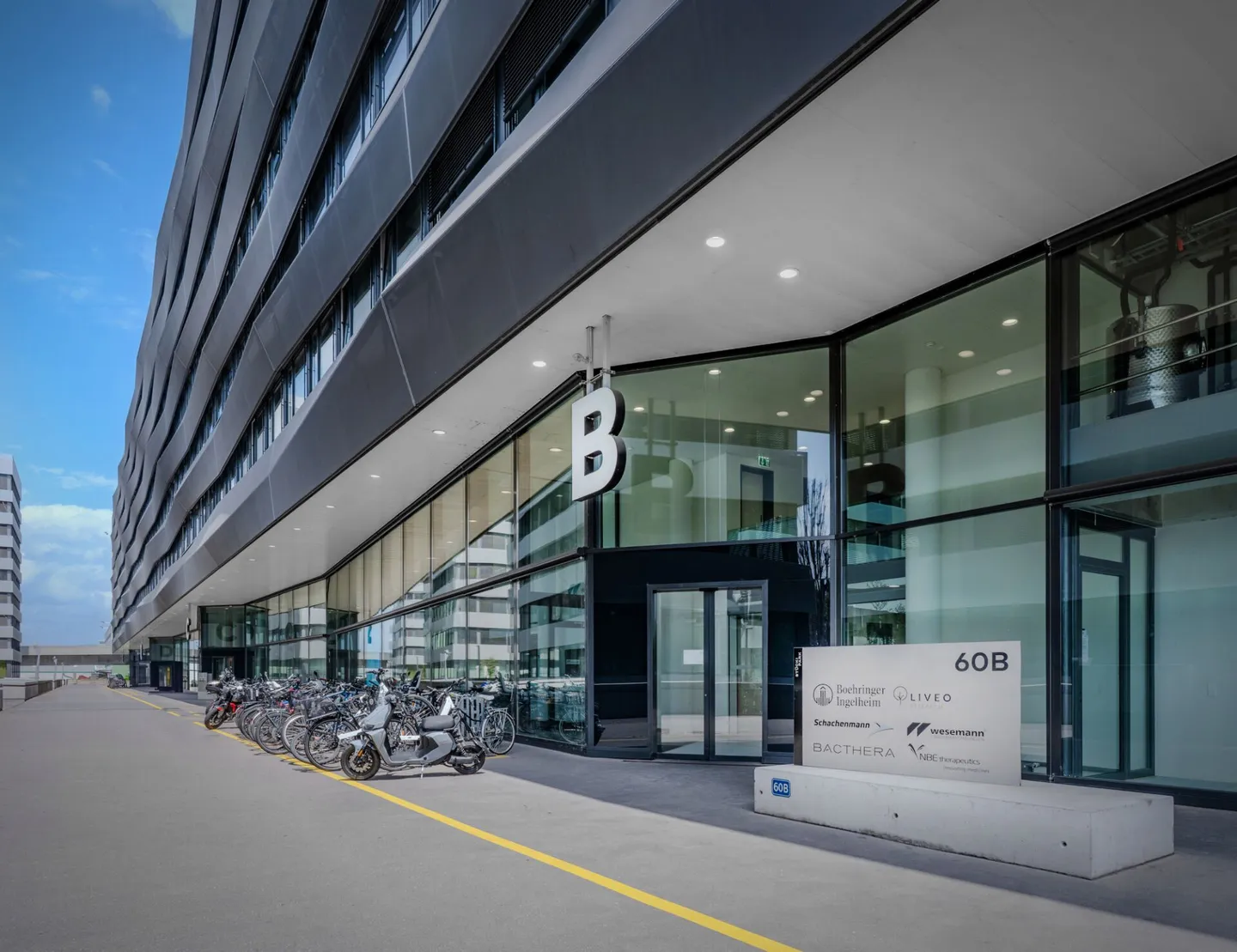 Ufficio pronto per essere occupato nel Stücki Business Park - Foto 1 di 11