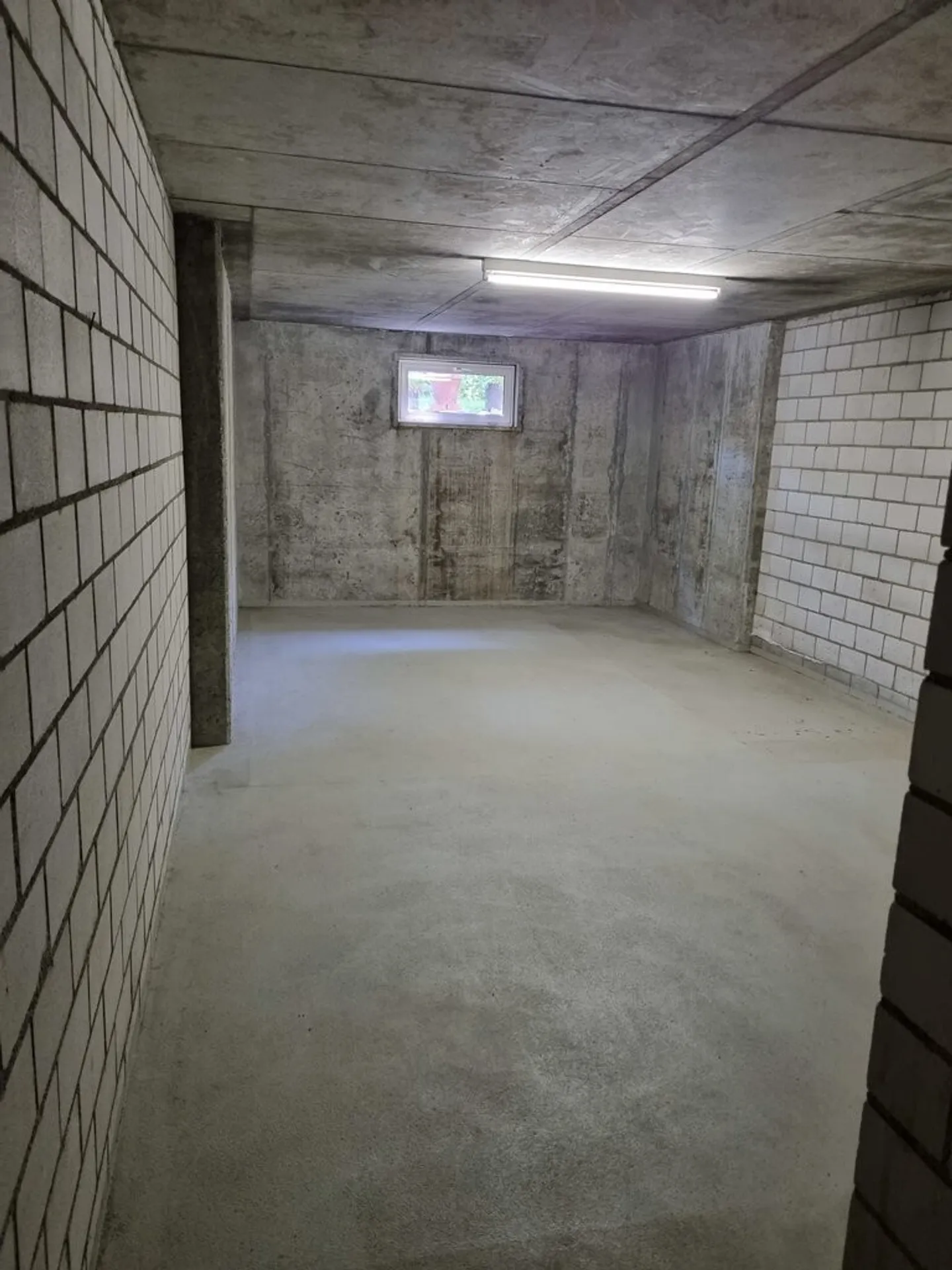 Property for rent - Photo 3 of 5