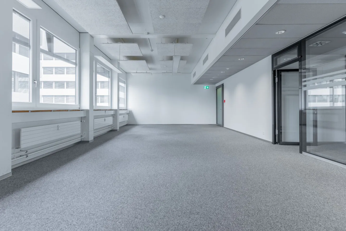 Ufficio pronto per essere occupato nel Stücki Business Park - Foto 4 di 11