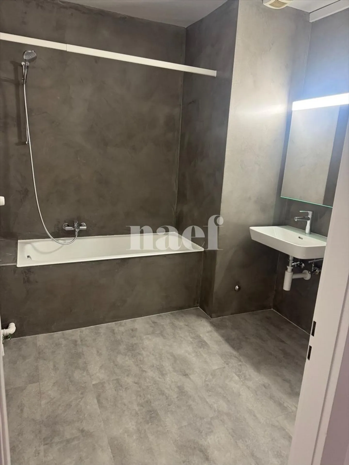 4-Zimmer-Wohnung - Foto 1 von 12