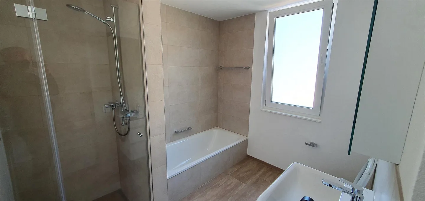 Appartement attrayant de 3,5 pièces avec patio au rez-de-chaussée à Tenniken - Photo 5 sur 11