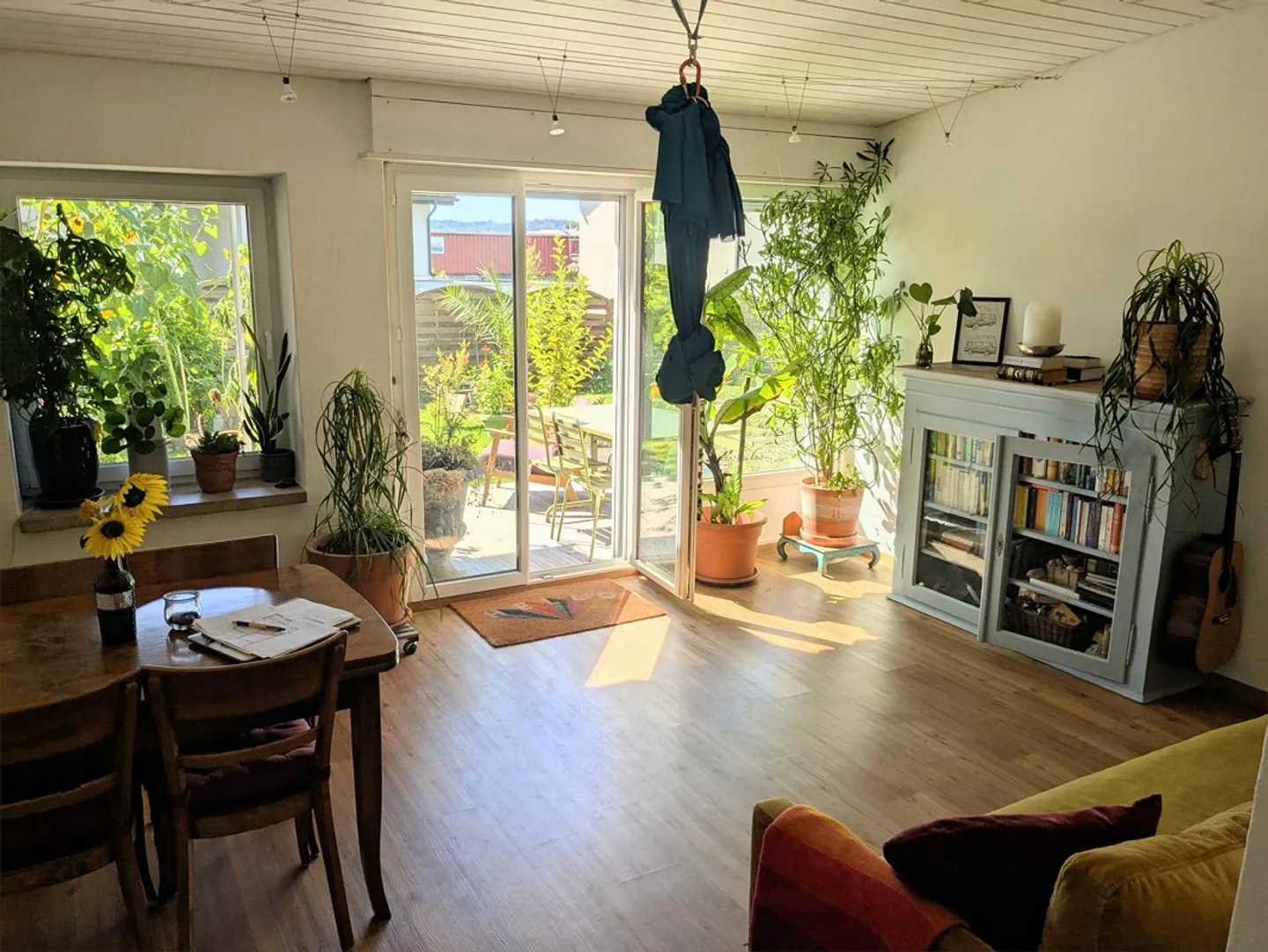 Charmante maison mitoyenne avec jardin et terrasse en bois – Idéal pour les couples avec un chien - Photo 1 sur 13