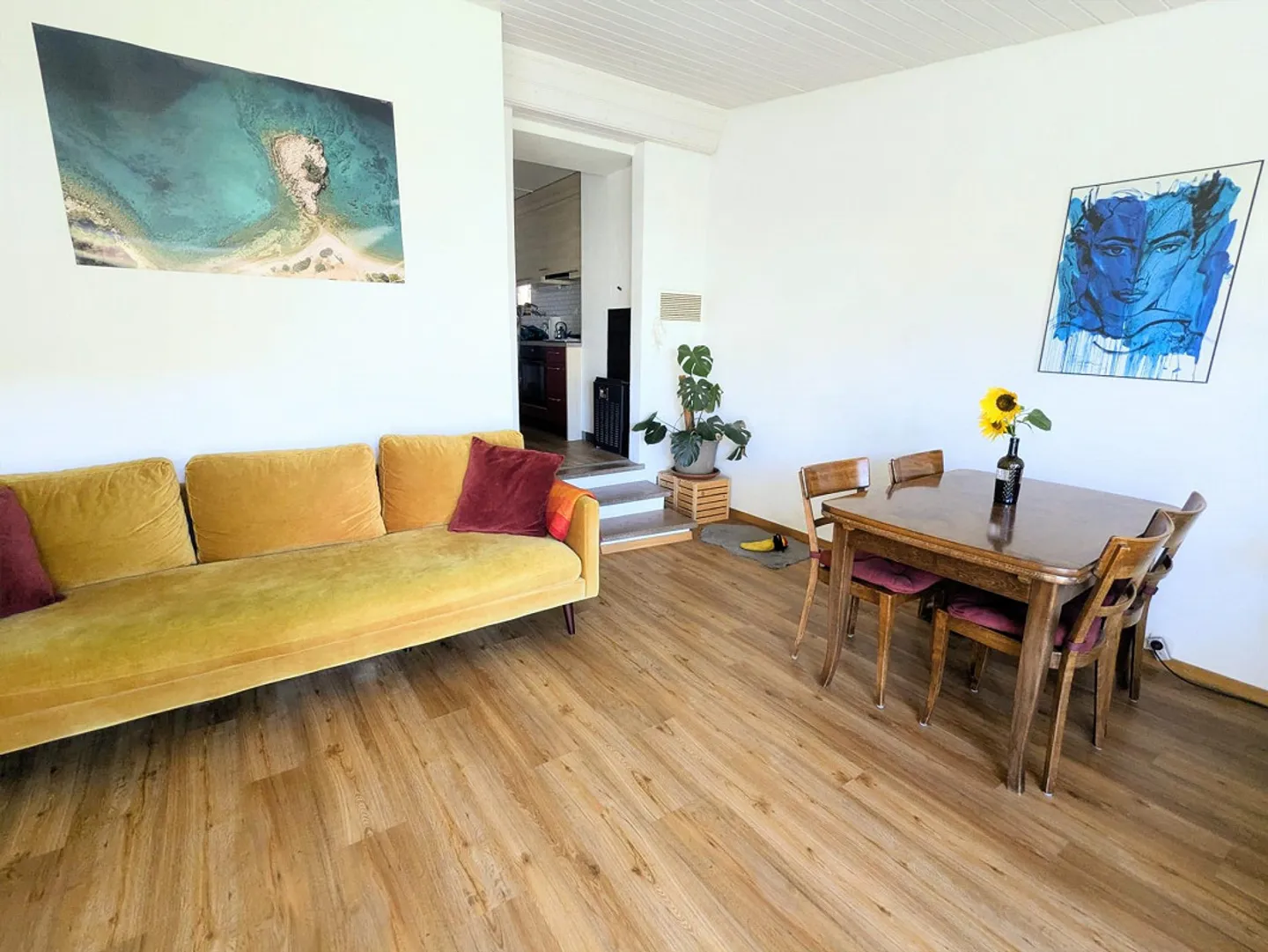 Charmante maison mitoyenne avec jardin et terrasse en bois – Idéal pour les couples avec un chien - Photo 2 sur 13