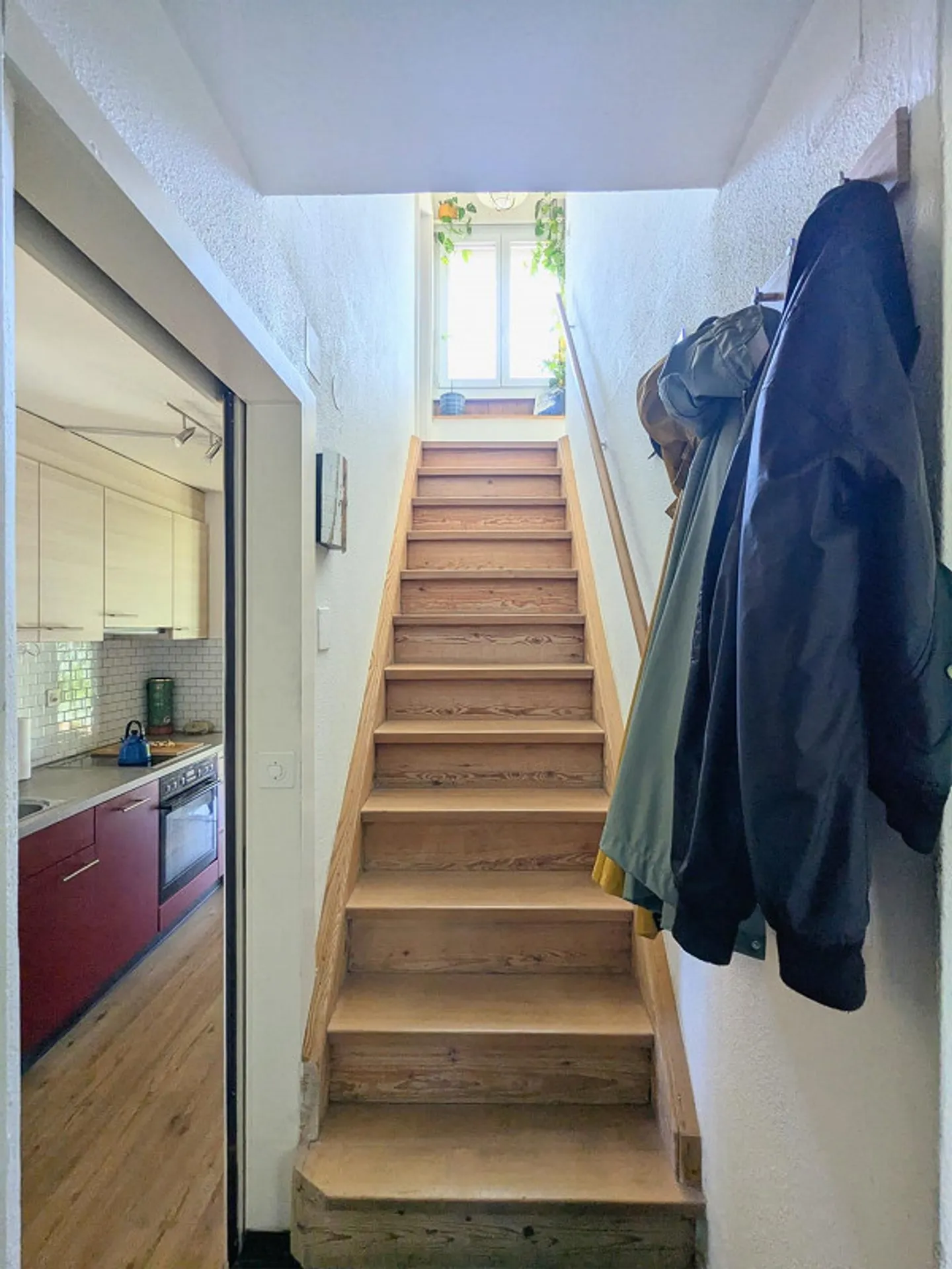 Charmante maison mitoyenne avec jardin et terrasse en bois – Idéal pour les couples avec un chien - Photo 7 sur 13