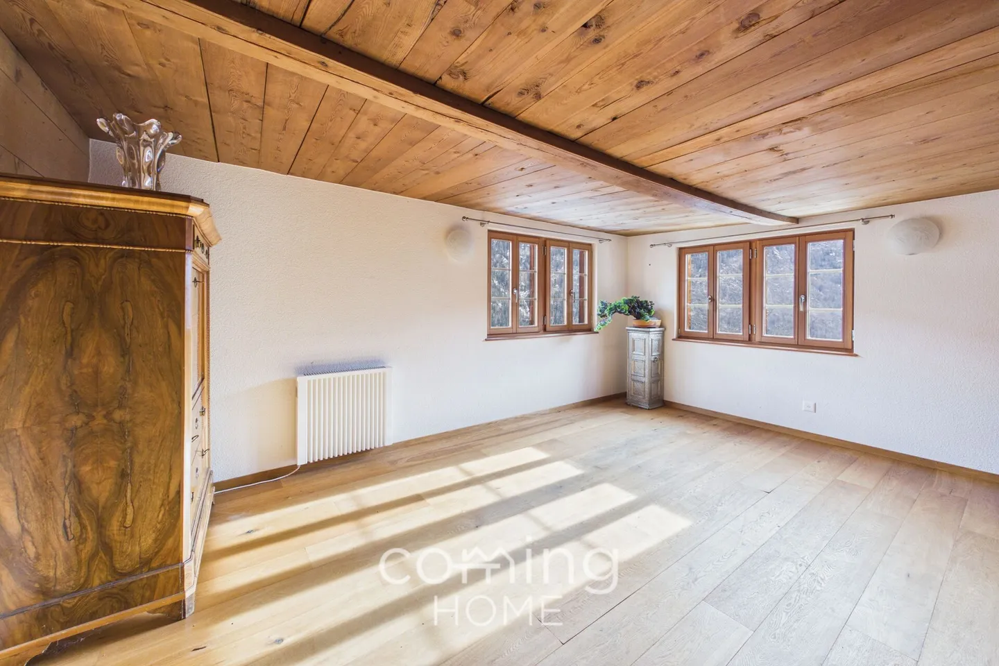 Chalet Style Apartment with Views - Photo 9 of 13