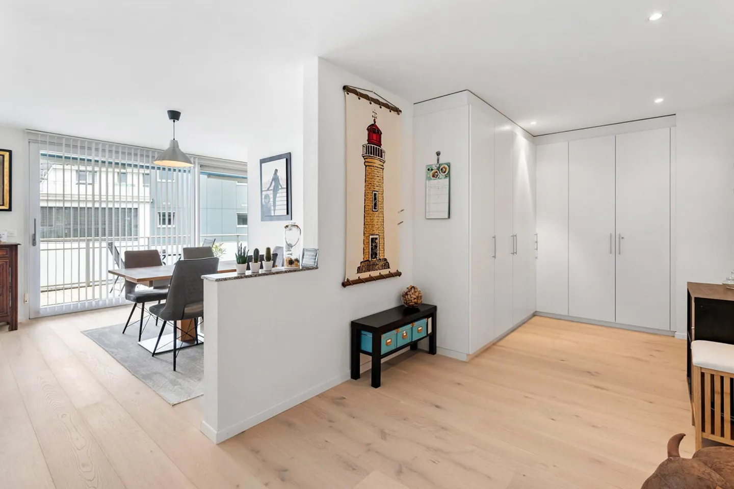 Sustainable Living: Large 4.5-Room Apartment with Minergie Standard - Photo 7 of 14