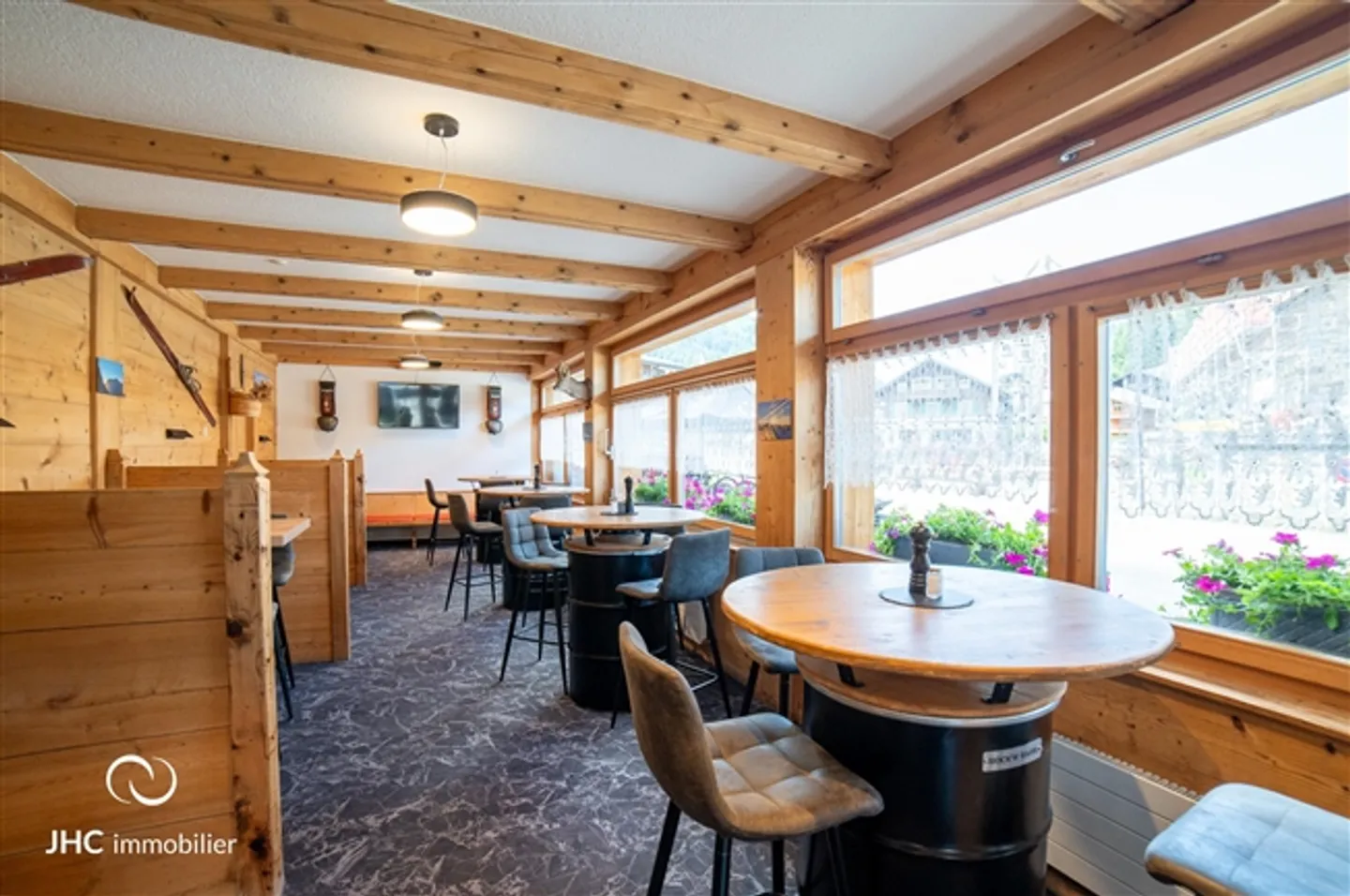 Restaurant avec un fort potentiel et des murs à Morgins - Photo 10 sur 14