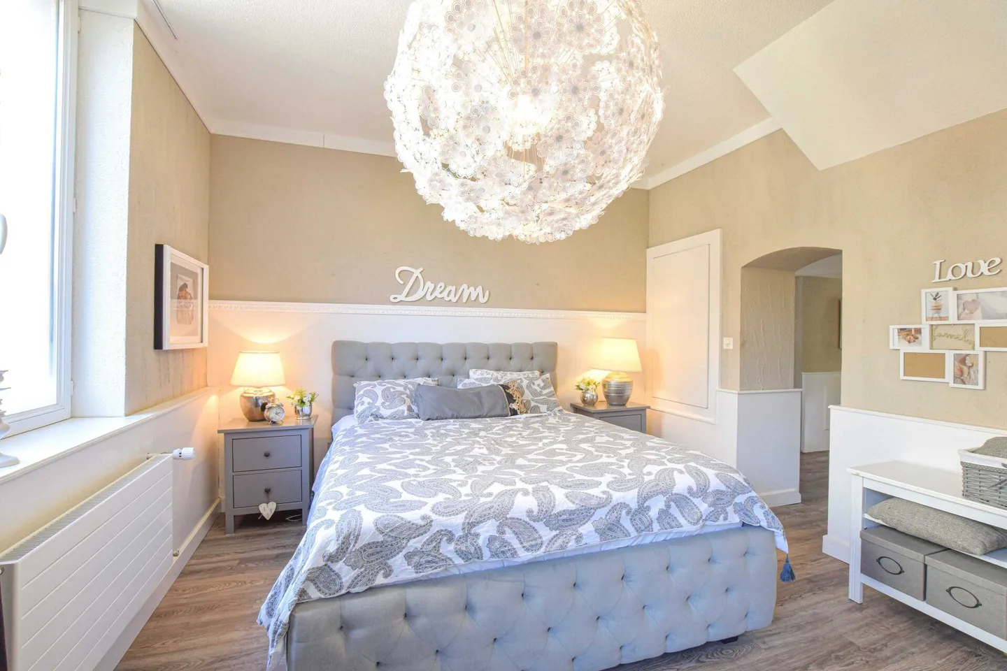 Charming single-family home with 5.5 rooms in Itaslen - Photo 7 of 12