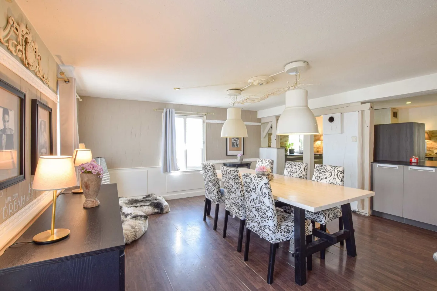 Charming single-family home with 5.5 rooms in Itaslen - Photo 8 of 12