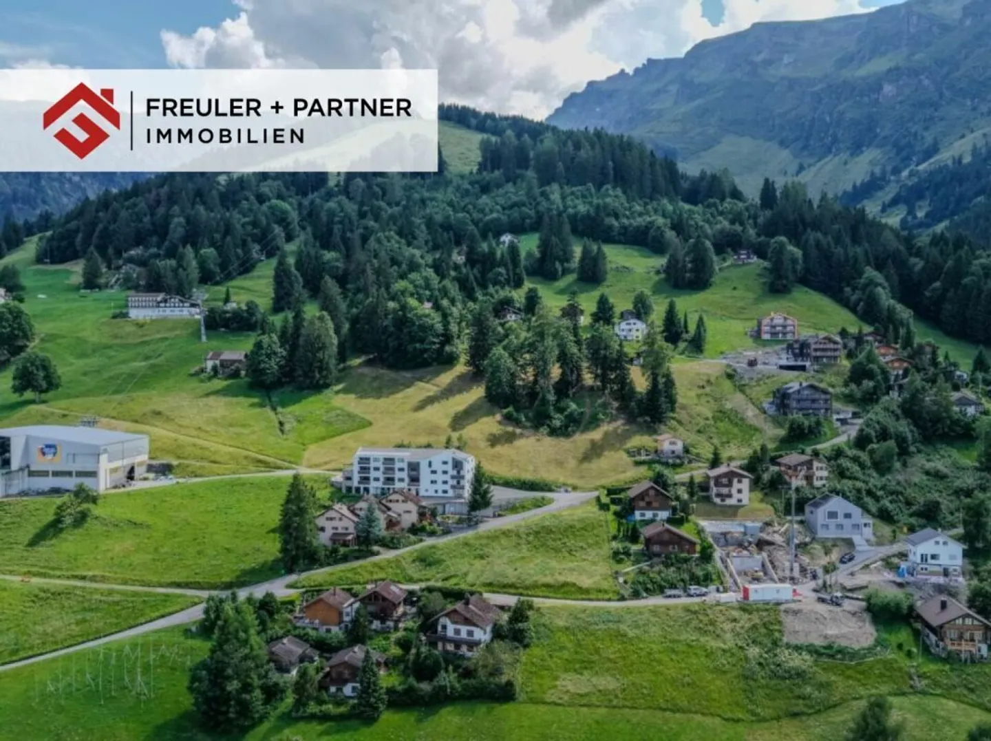 Building Land Pizol - View, Peace and Nature / 657m² - Photo 1 of 9