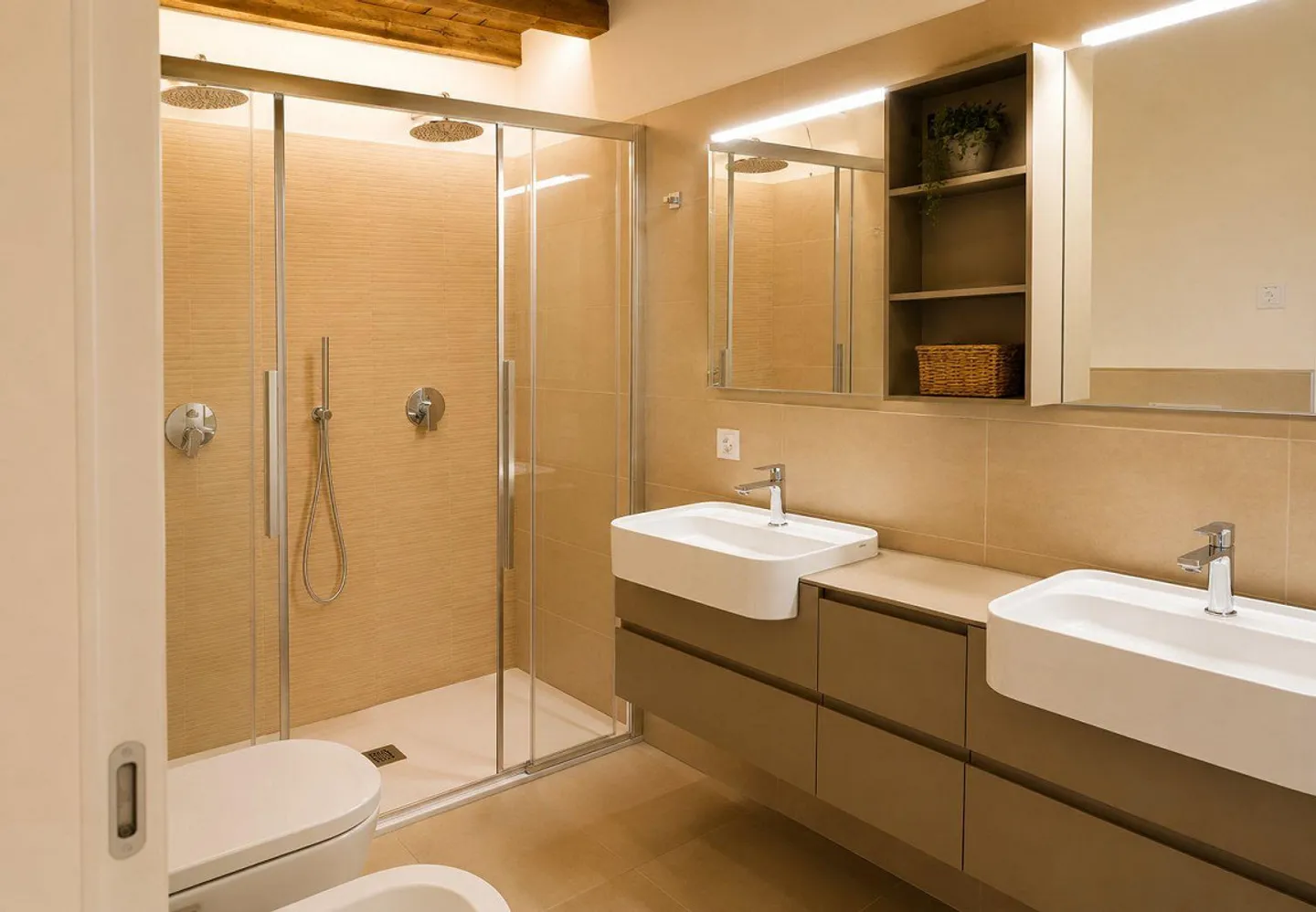Fully Renovated Village House, 6.5 Rooms – Cassina d'Agno - Photo 15 of 22